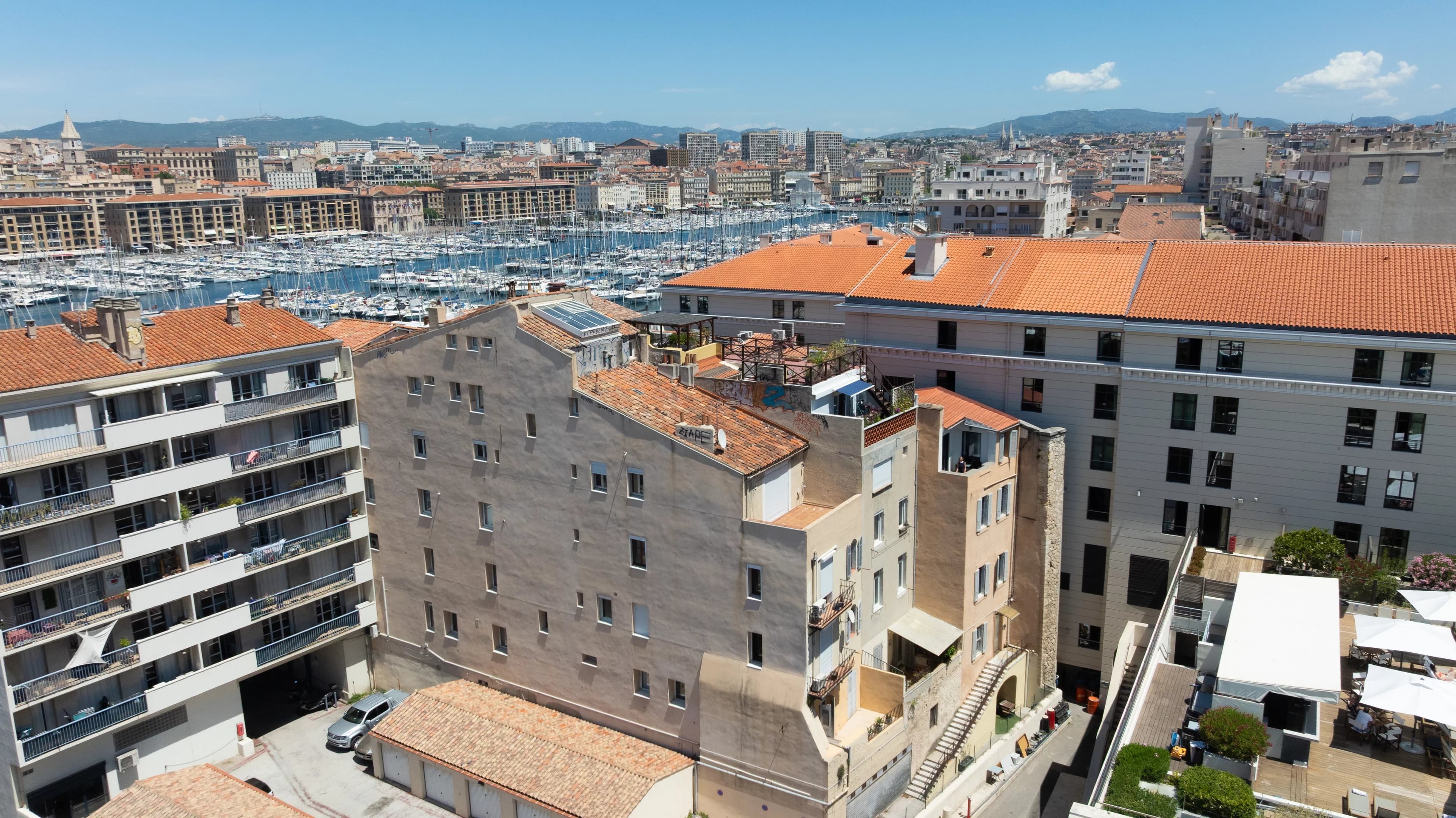 VIEUX-PORT/CRIEE - IMMEUBLE DE STANDING - Photo 1