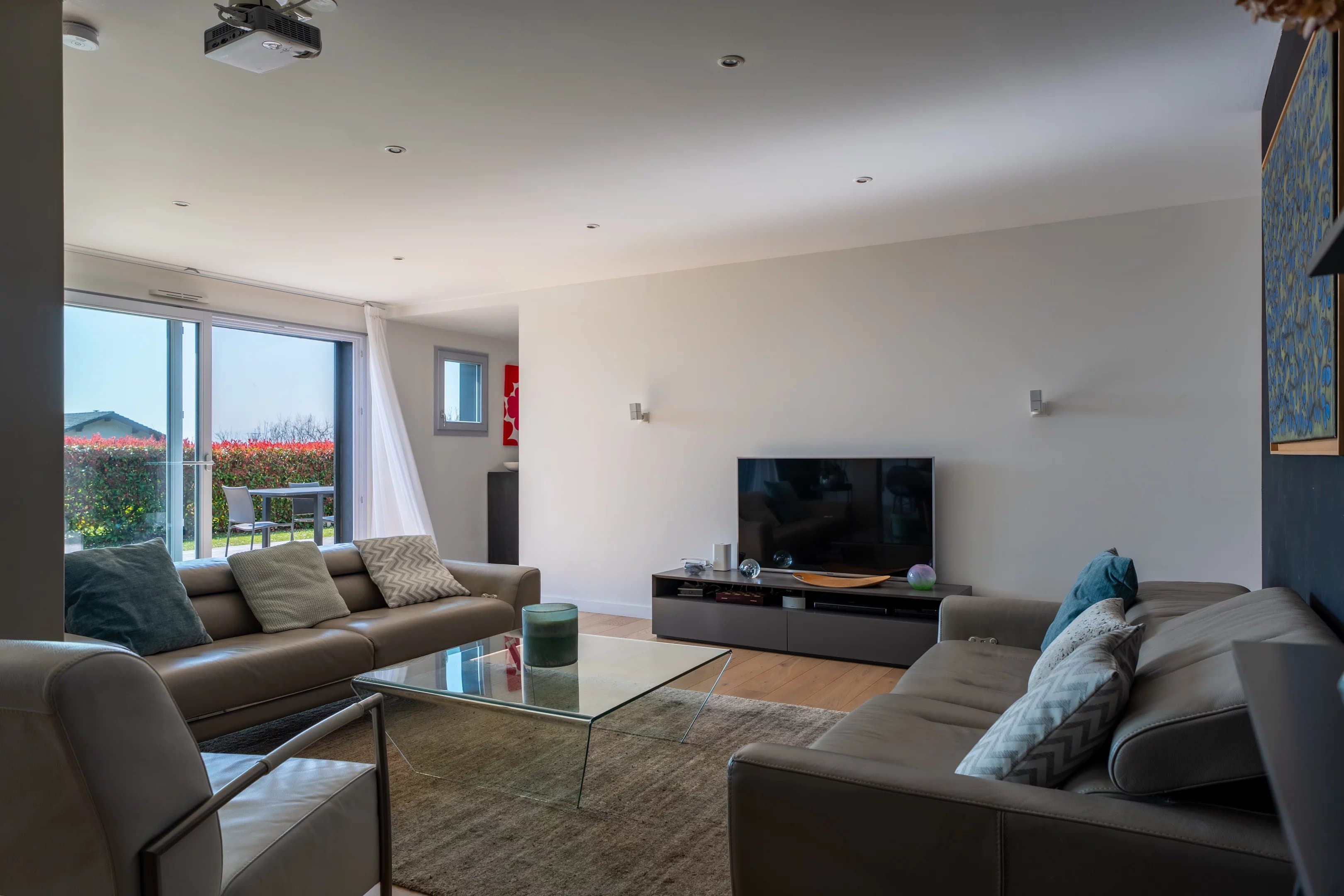 DIVONNE-LES-BAINS - APPARTEMENT D’EXCEPTION AVEC VUE SUR LES ALPES - Photo 12