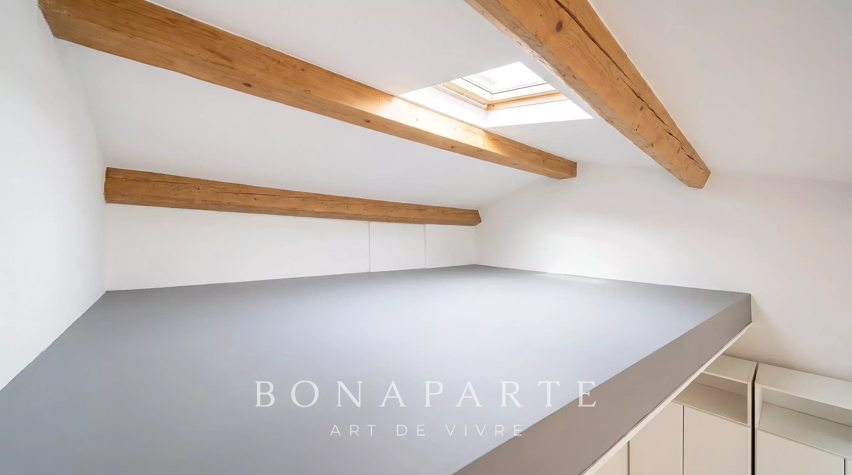 Rare à la vente – Ensemble immobilier au cœur du Quartier Mazarin à Aix-en-Provence - Photo 12