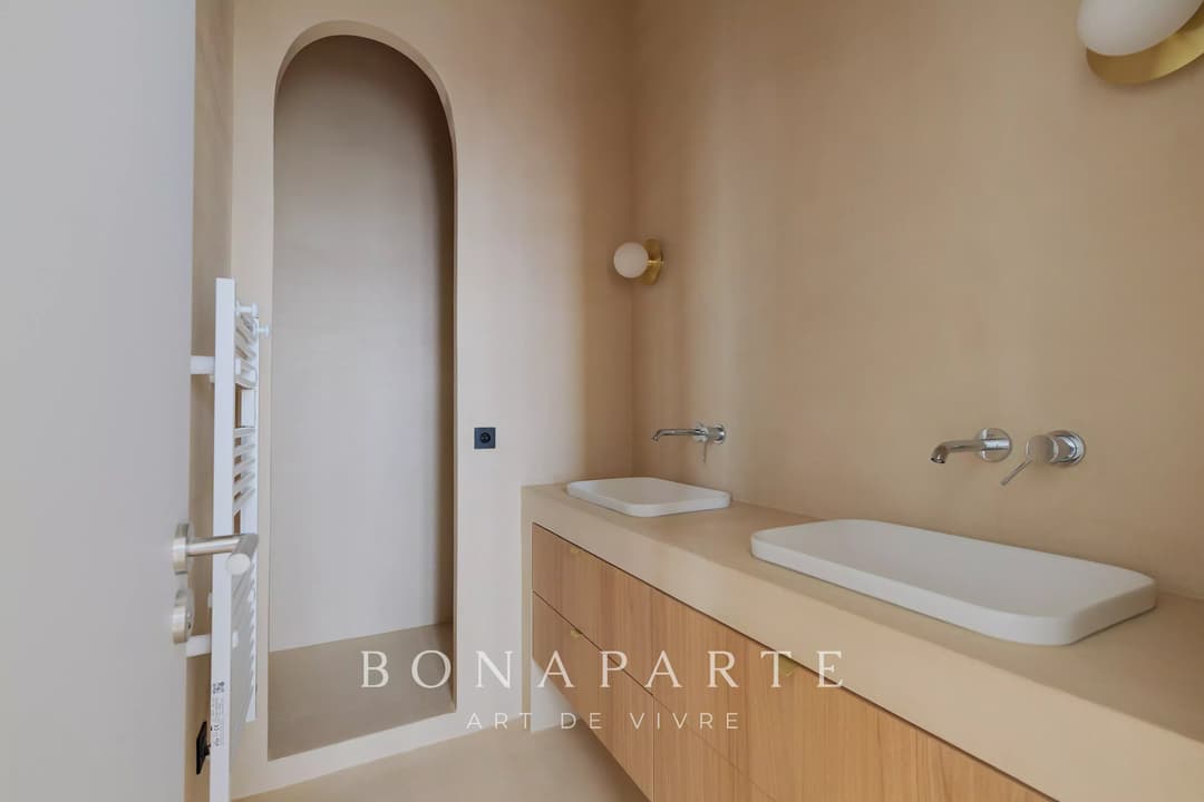 PARIS 9 - Duplex entièrement rénové - Photo 18