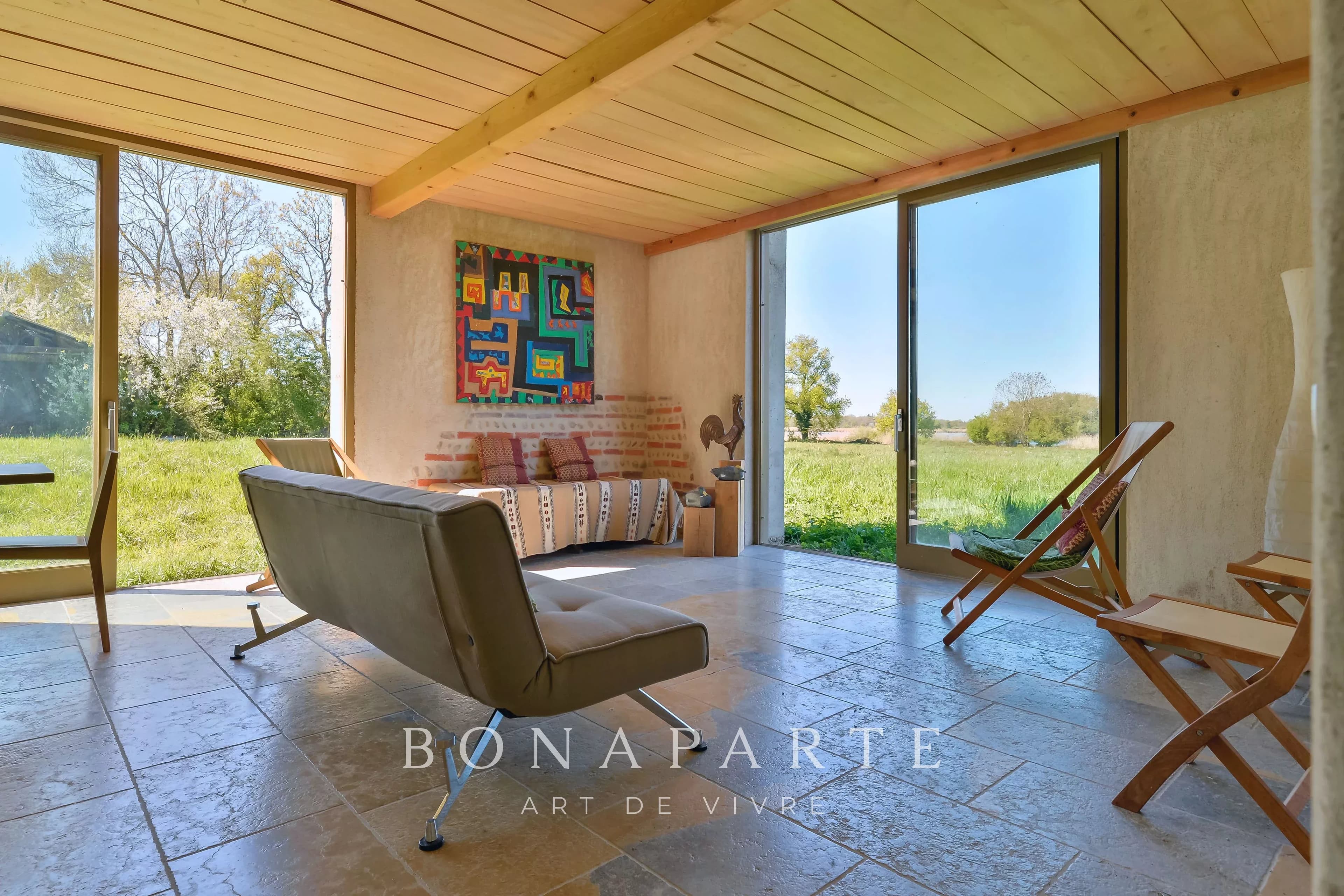 PROPRIÉTÉ EXCEPTIONNELLE DANS LA DOMBES- 118 hec DE PRAIRIES, BOIS ET ETANG - Photo 4