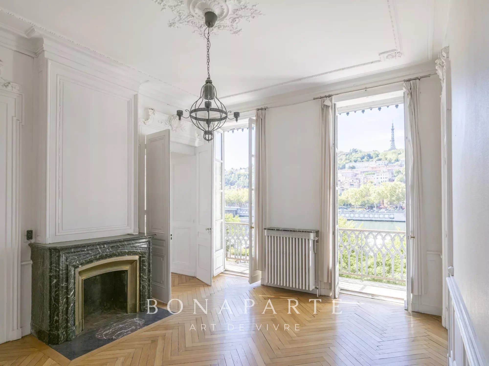 LYON 1ER, APPARTEMENT BOURGEOIS DE CARACTERE, 3 CHAMBRES, VUE FOURVIERE - Photo 4