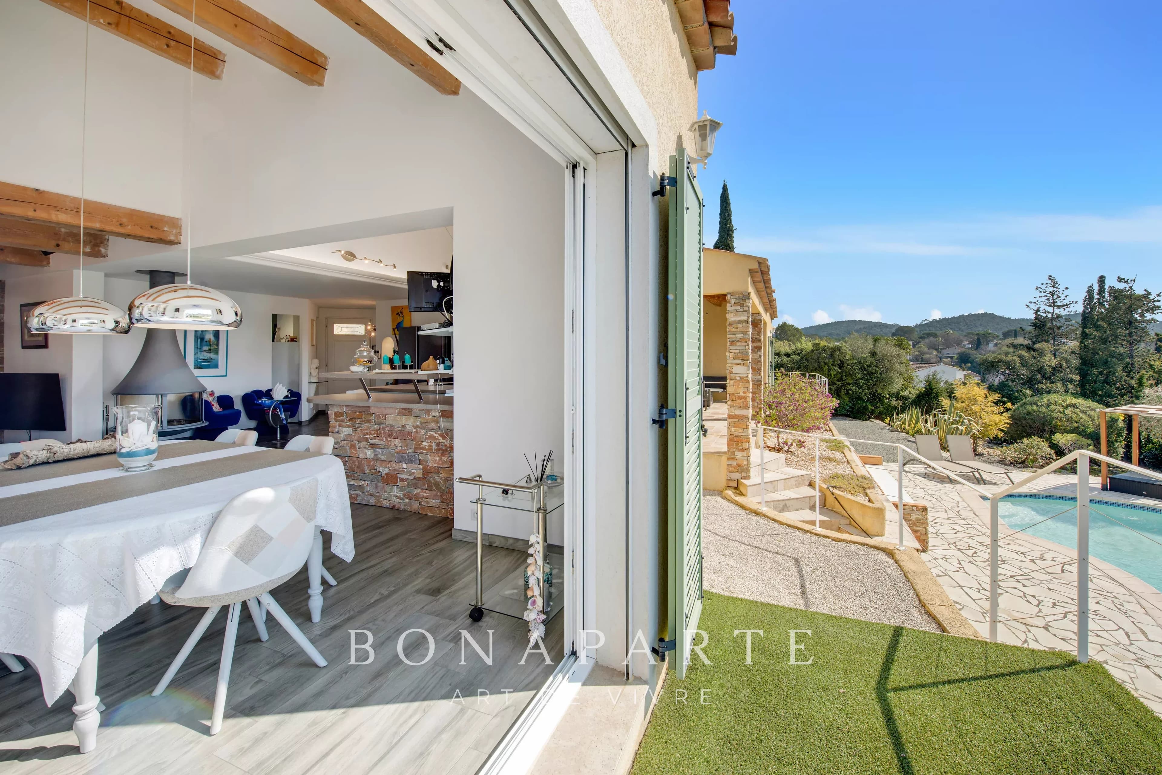 Saint-Raphaël - Superbe villa rénovée avec piscine - Photo 6