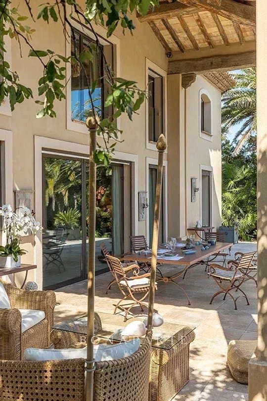 Superbe villa pieds dans l'eau avec accès direct a la mer - Photo 22