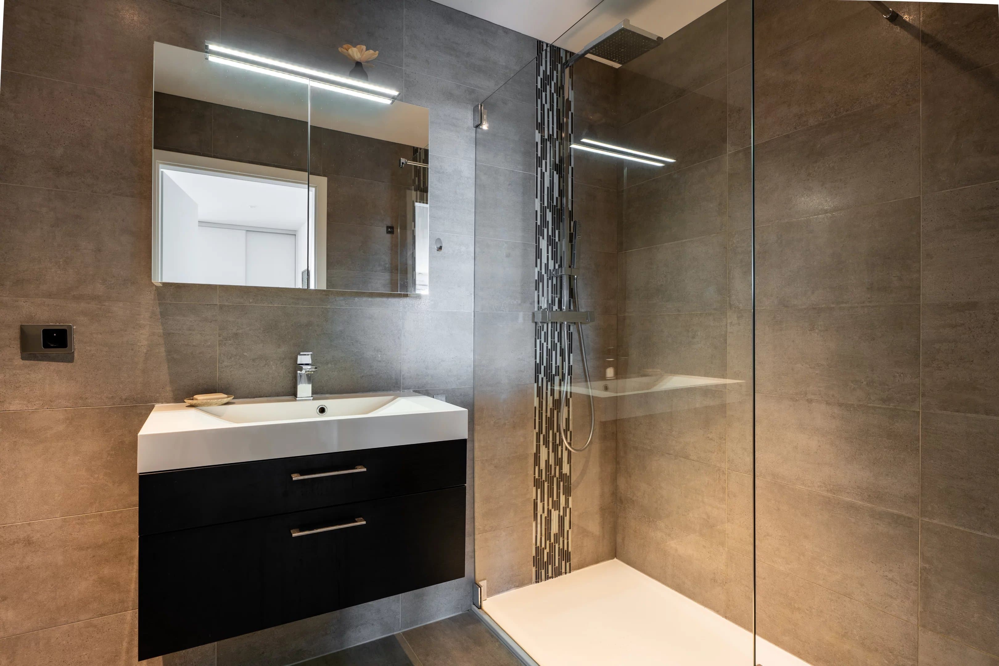 DIVONNE-LES-BAINS - APPARTEMENT D’EXCEPTION AVEC VUE SUR LES ALPES - Photo 6