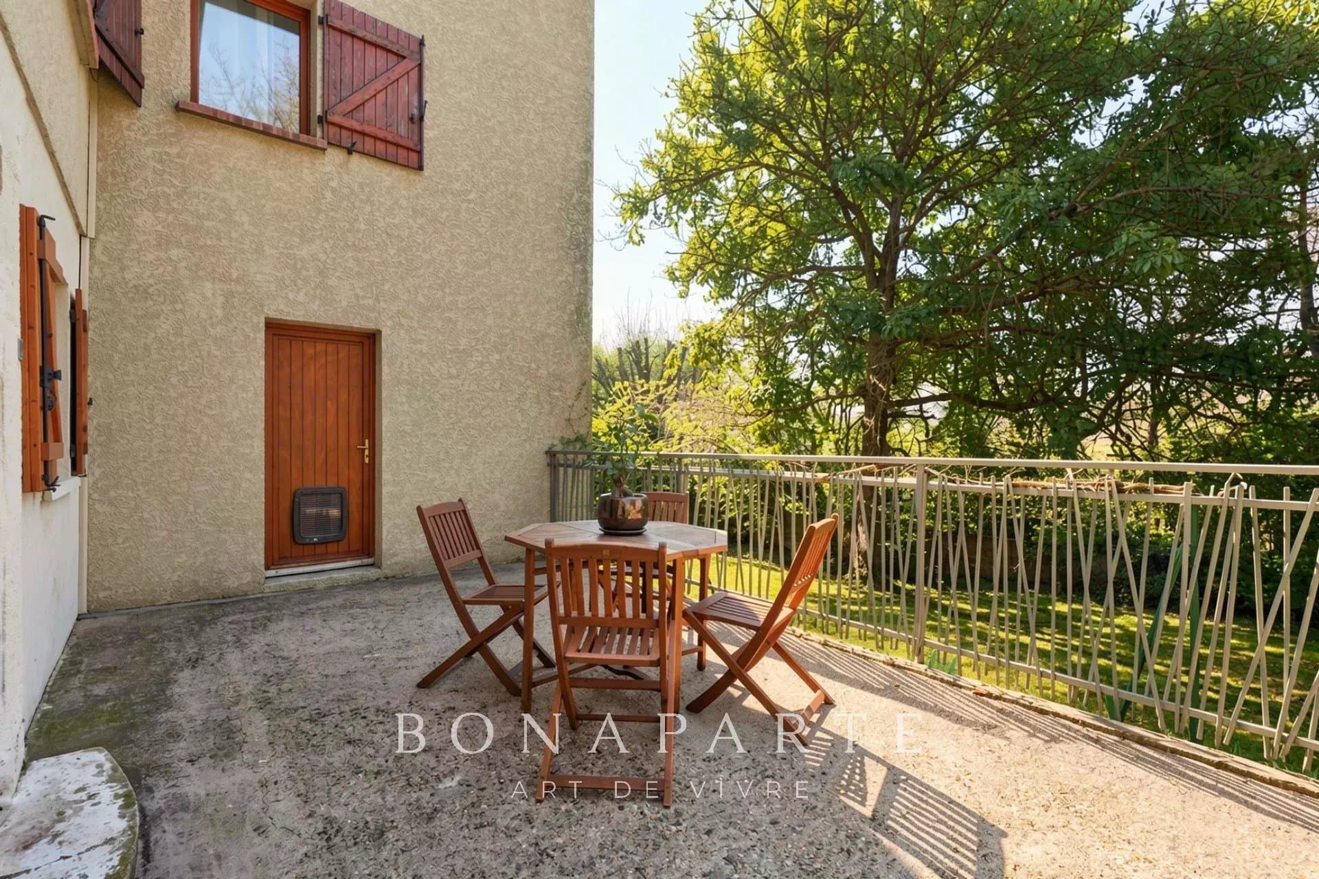 VALLEE D’AZERGUES - MAISON FAMILIALE / 4 CHAMBRES - TERRAIN ARBORE 1013m2 - Photo 13
