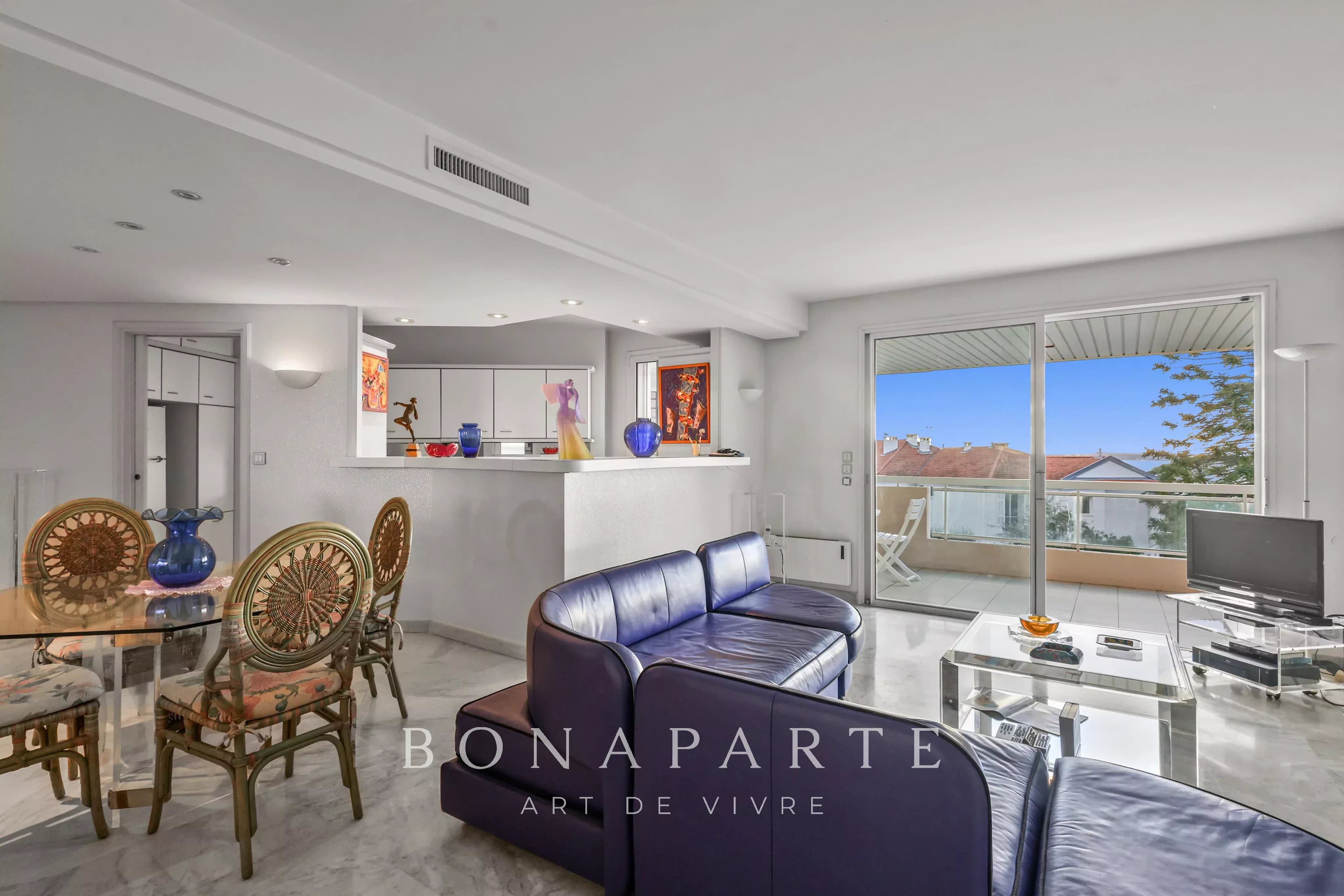 CANNES - VUE MER - T3 - Photo 5