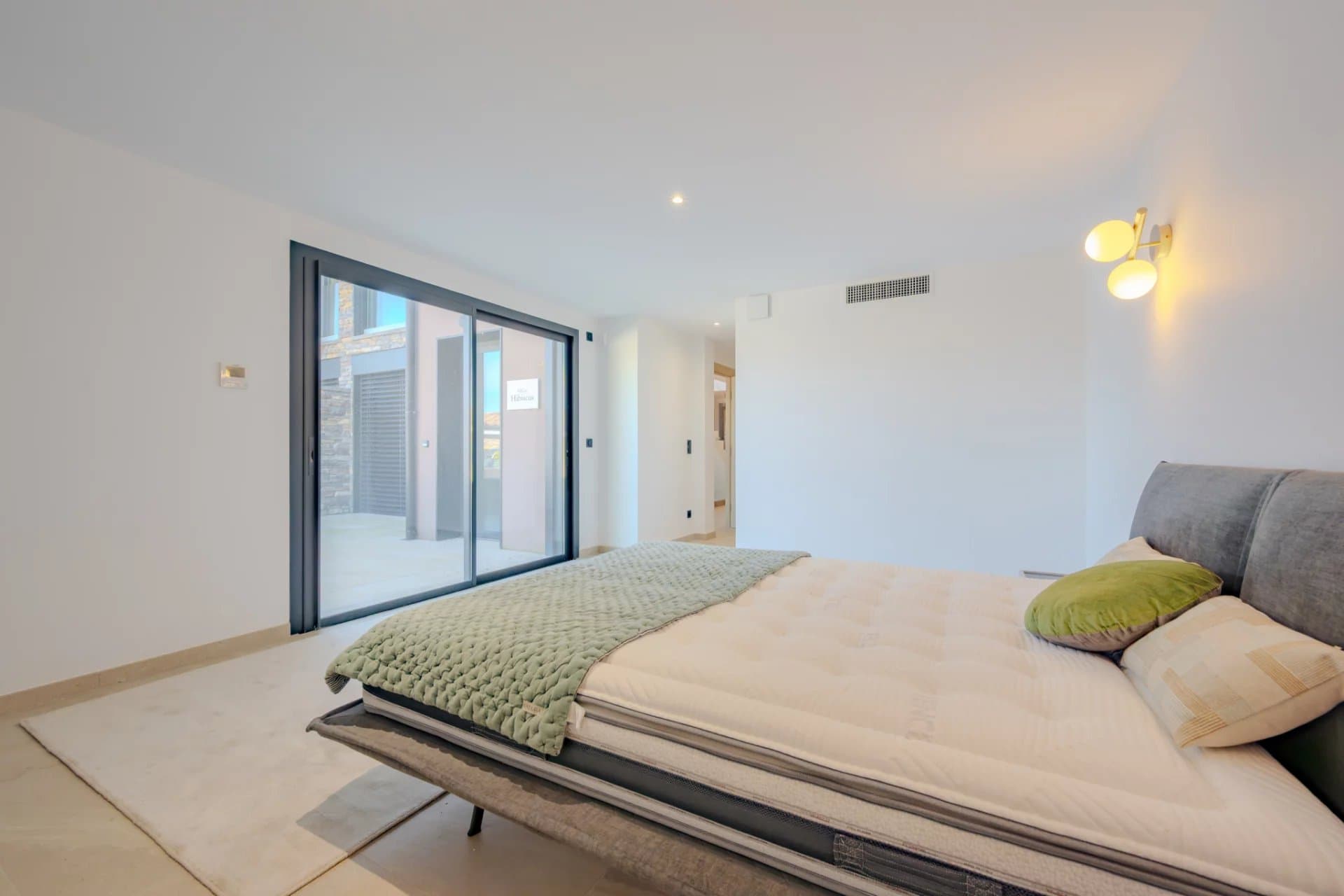 EXCLUSIVITE : Magnifique "villa appartement" en duplex avec très belle vue mer - Photo 26