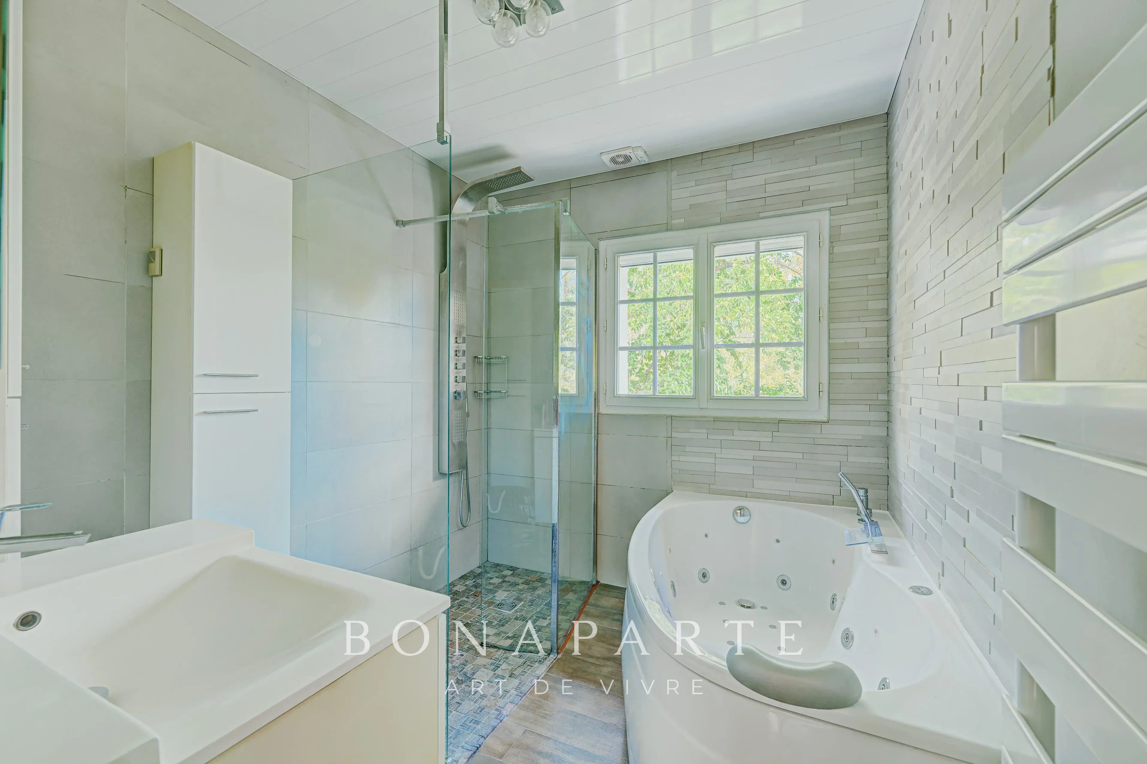 JOUARS-PONTCHARTRAIN – MAISON FAMILIALE – 191 M² HABITABLES – 222 M² AU SOL – 5 CHAMBRES - Photo 17