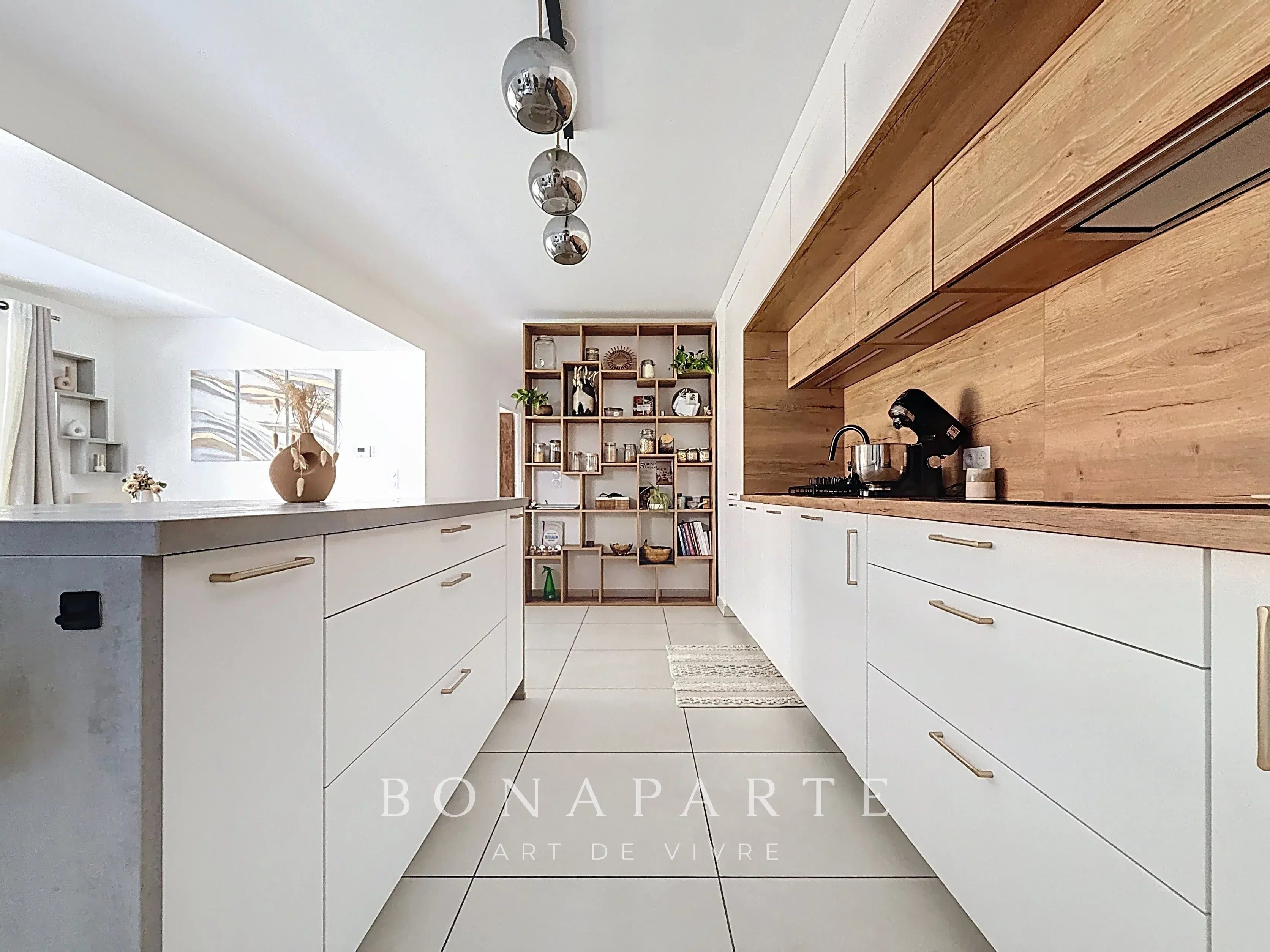 DIVONNE-LES-BAINS CENTRE-VILLE - APPARTEMENT AVEC JARDIN - Photo 10