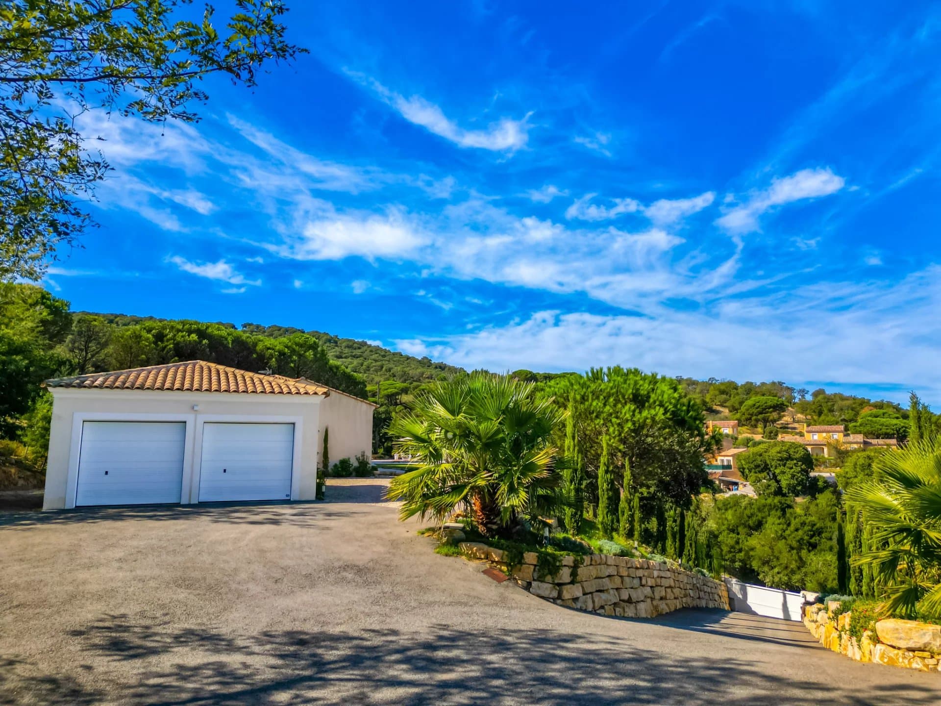 Villa d'architecte de plain-pied avec vue panoramique - Photo 12