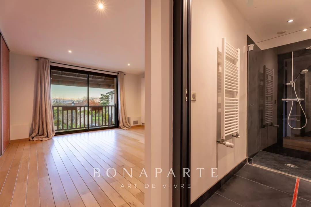 Ornex Centre - Grange rénovée avec piscine - Photo 16