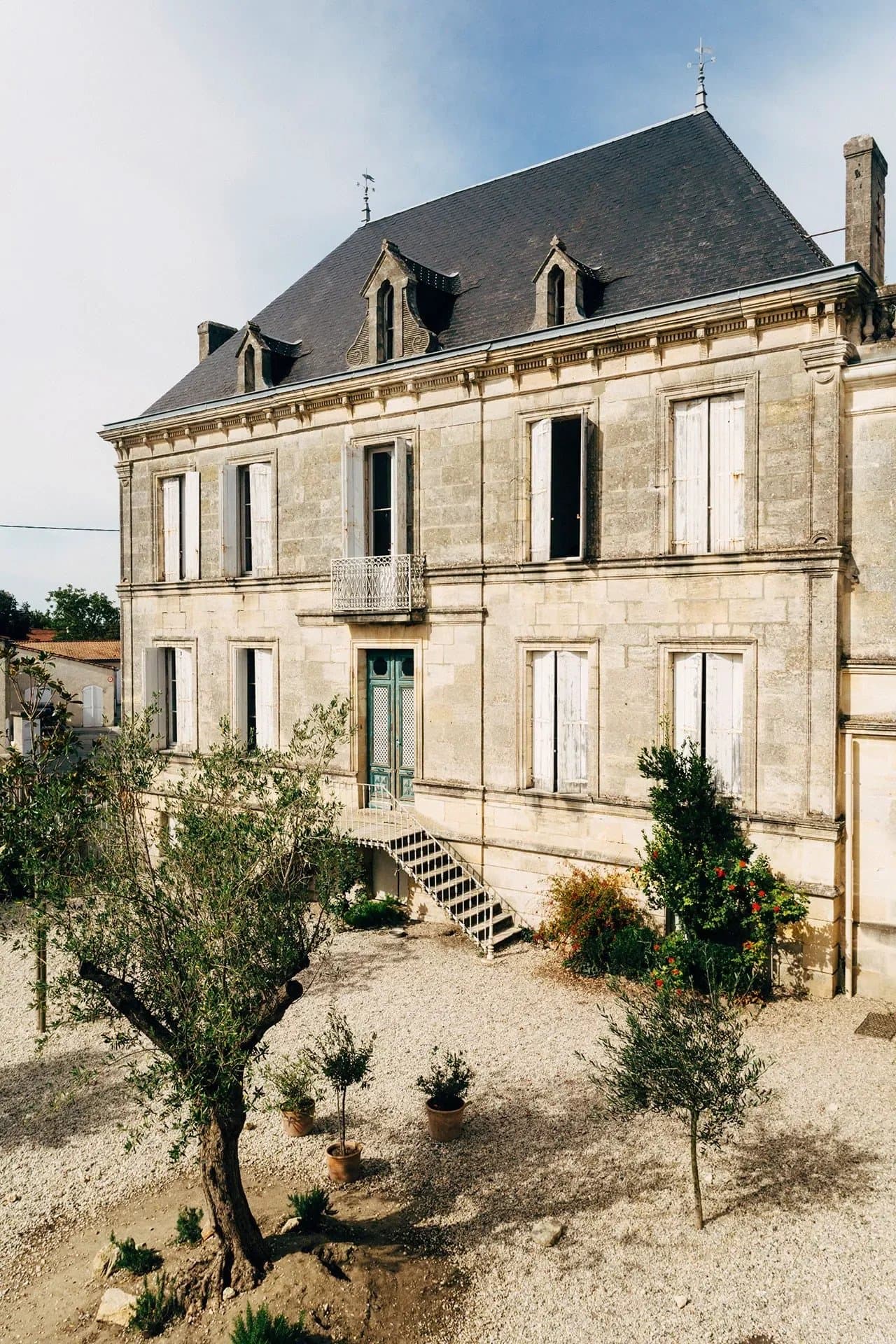 ST YZANS DE MÉDOC - MAISON BOURGEOISE À RÉNOVER DE 535 M², À 25 MINUTES DES PLAGES OCÉANES - Photo 12
