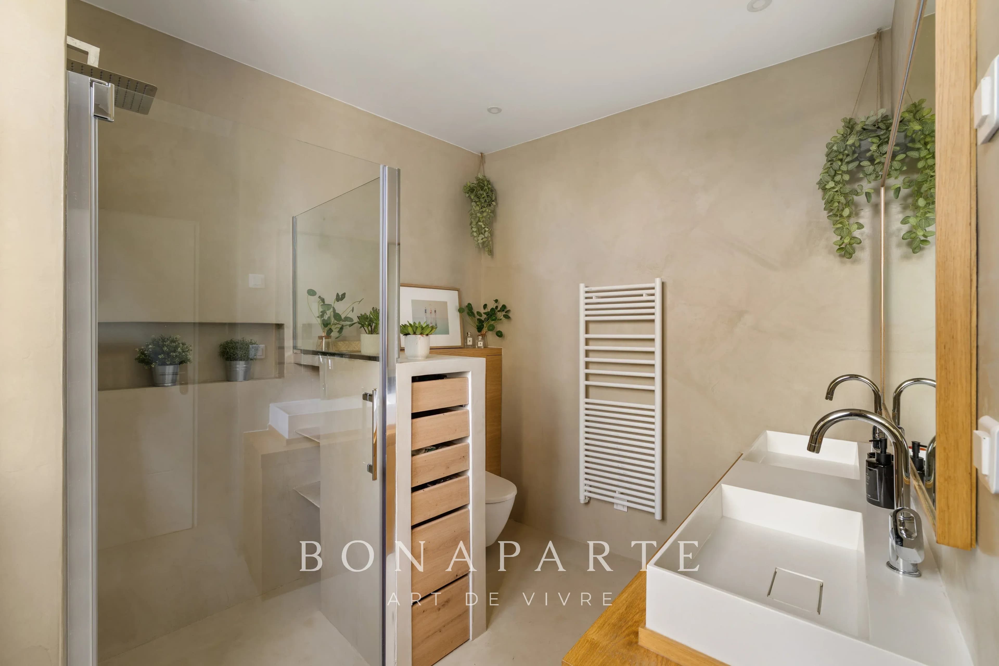 RUEIL-MALMAISON – MAISON CONTEMPORAINE 235 M² – 5 CHAMBRES – PISCINE – SAINT-CUCUFA - Photo 12