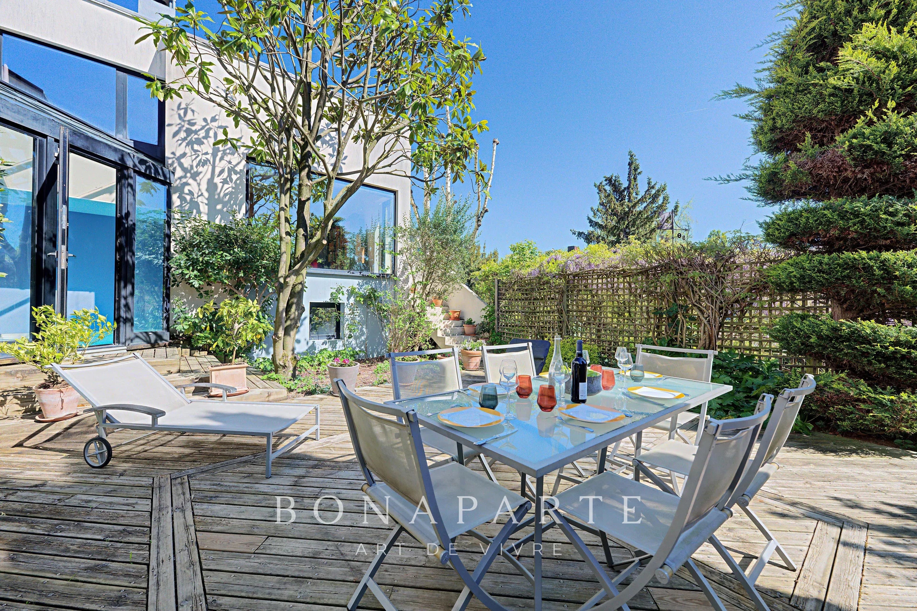 Maison d’architecte – 316 m² habitables – Dépendance indépendante – Piscine intérieure – Sous-sol total – Jardin paysagé de 800 m² - Photo 4