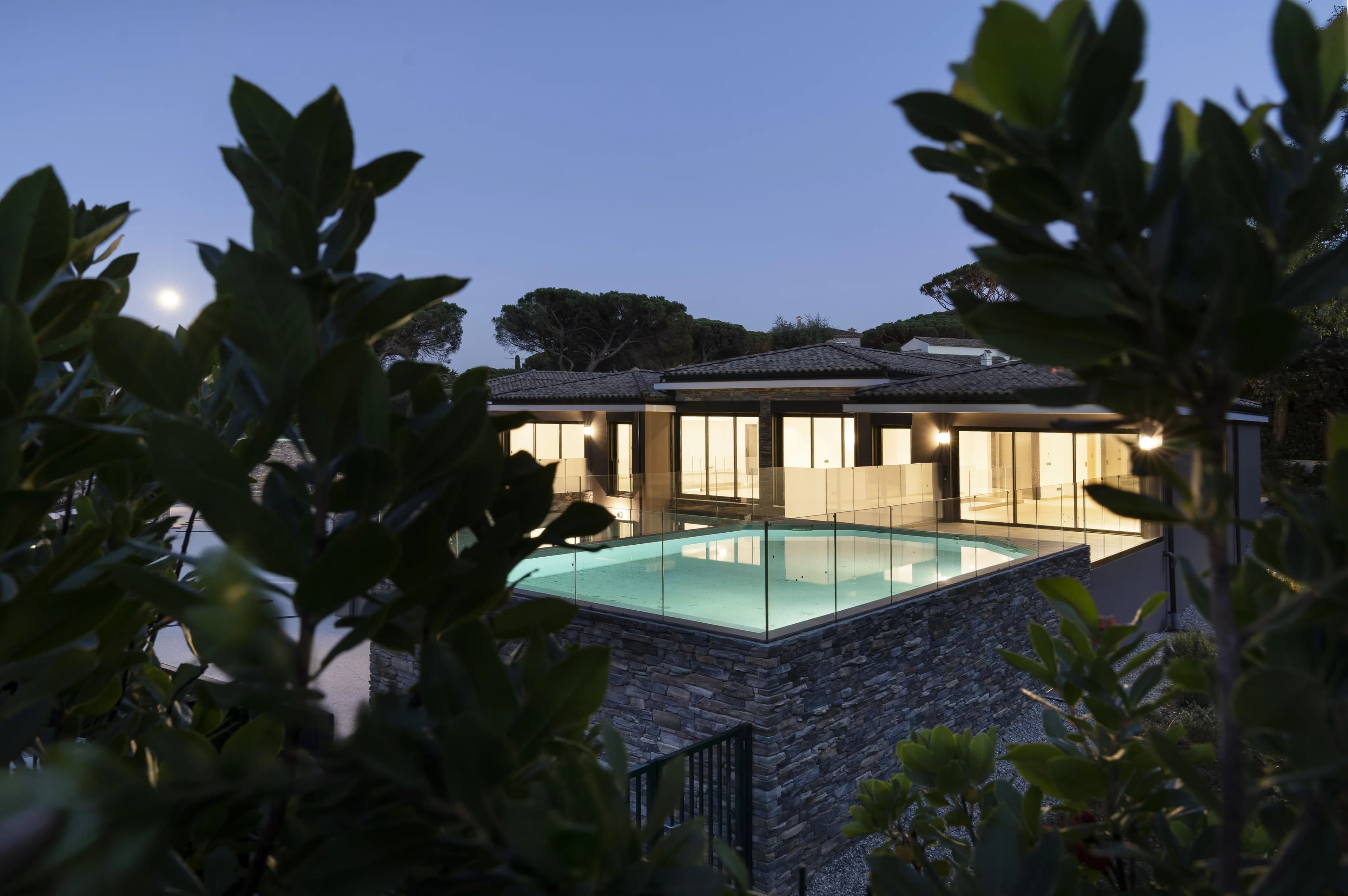 EXCLUSIVITE : Magnifique "villa appartement" en duplex avec très belle vue mer - Photo 1