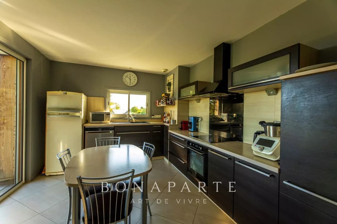 SERRES-CASTET – Contemporaine avec piscine et vue Pyrénées - Photo 7