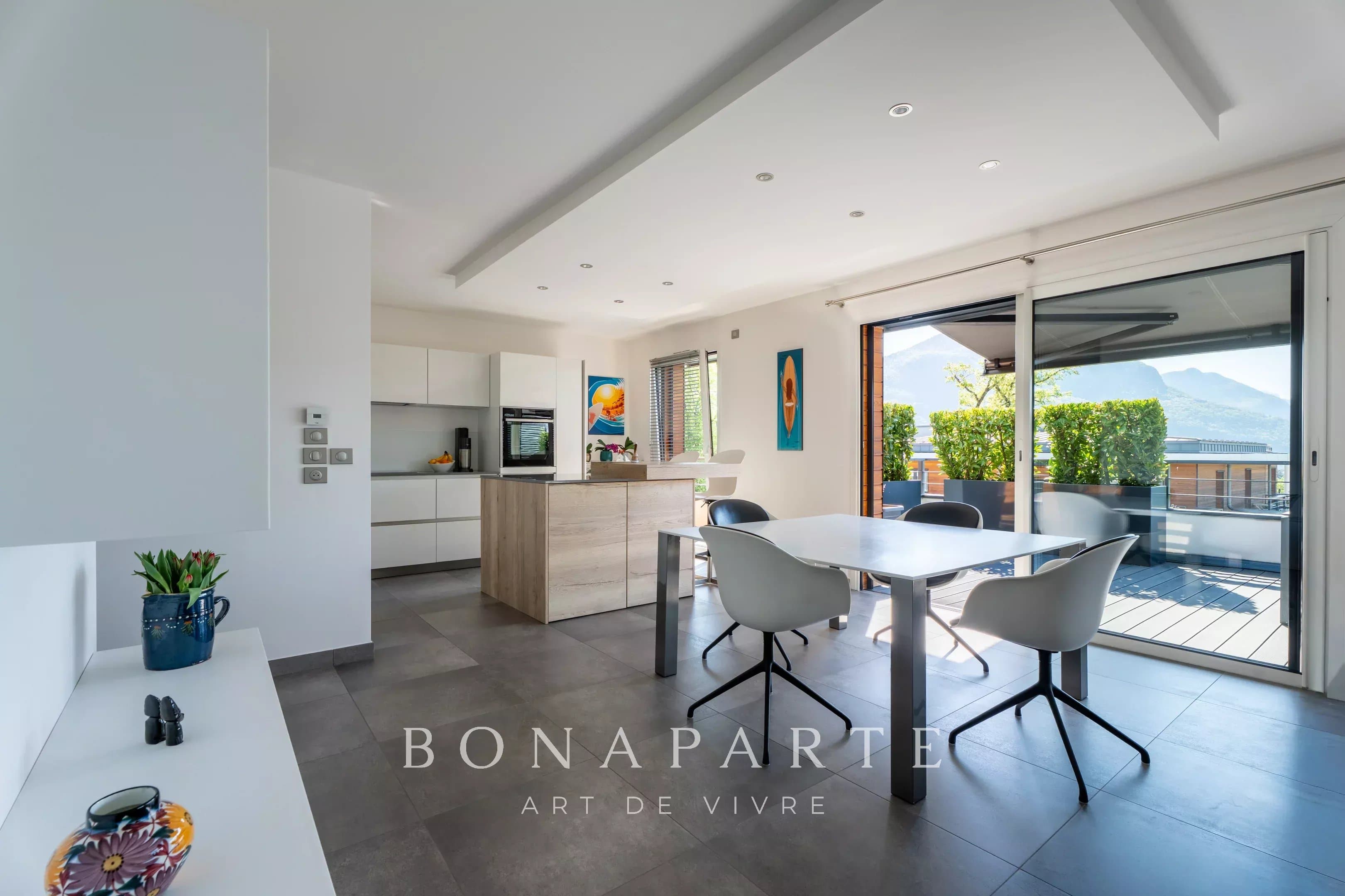 Annecy-le-Vieux - T4 dernier étage, terrasse, dans copropriété de standing, au calme absolu - Photo 3