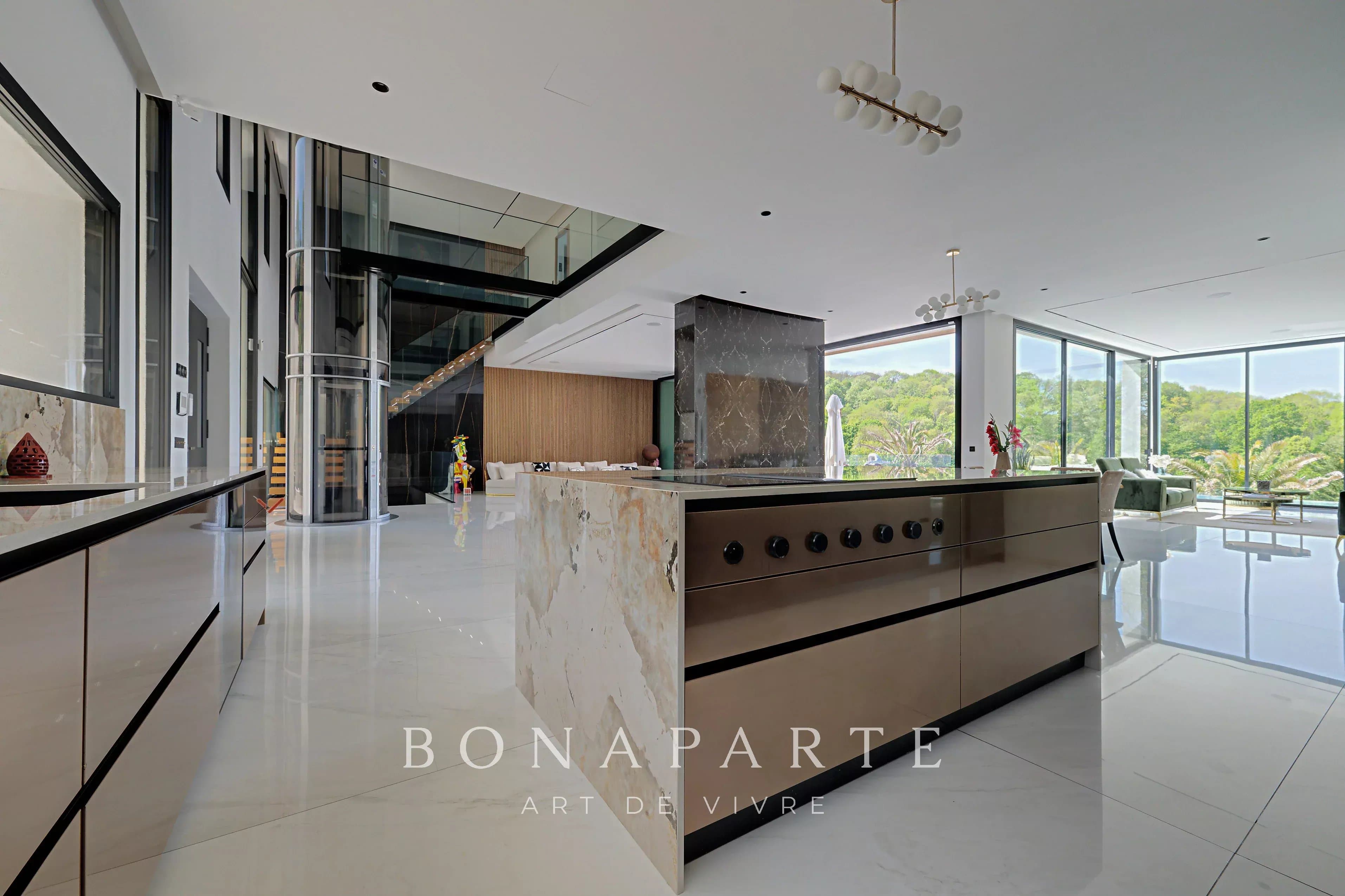 Maison d’exception 561 m² avec piscine intérieure, piscine à débordement et prestations haut de gamme - Photo 10