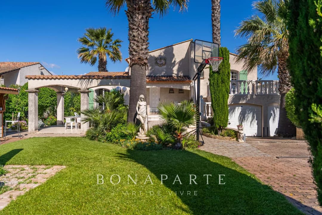 Maison familiale avec dépendance – Calme et beaux volumes au Grau d’Agde - Photo 8