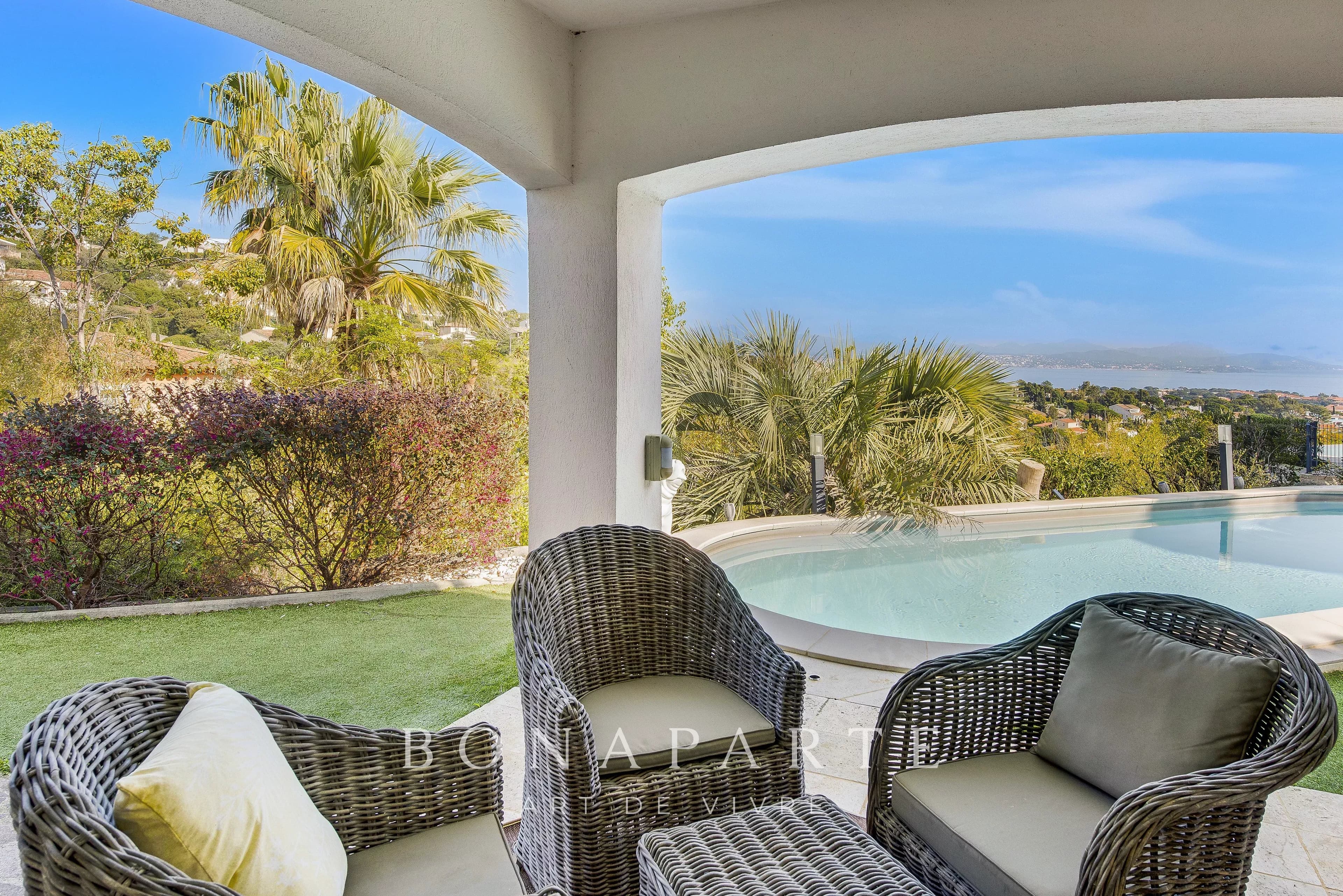 EXCLUSIVITE : Villa vue mer panoramique - Photo 4