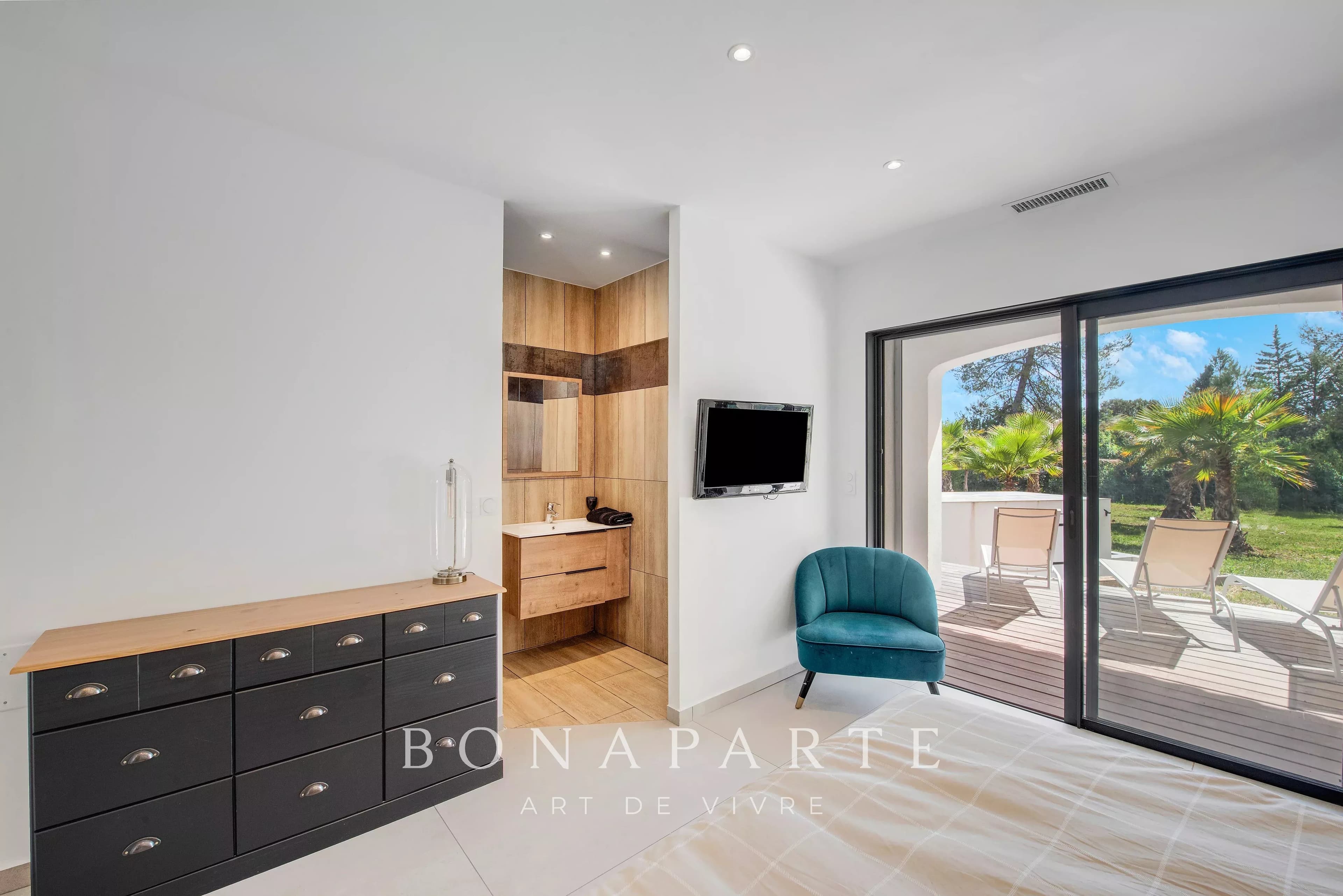 Draguignan - Villa contemporaine d’exception de 250 m² - Photo 10