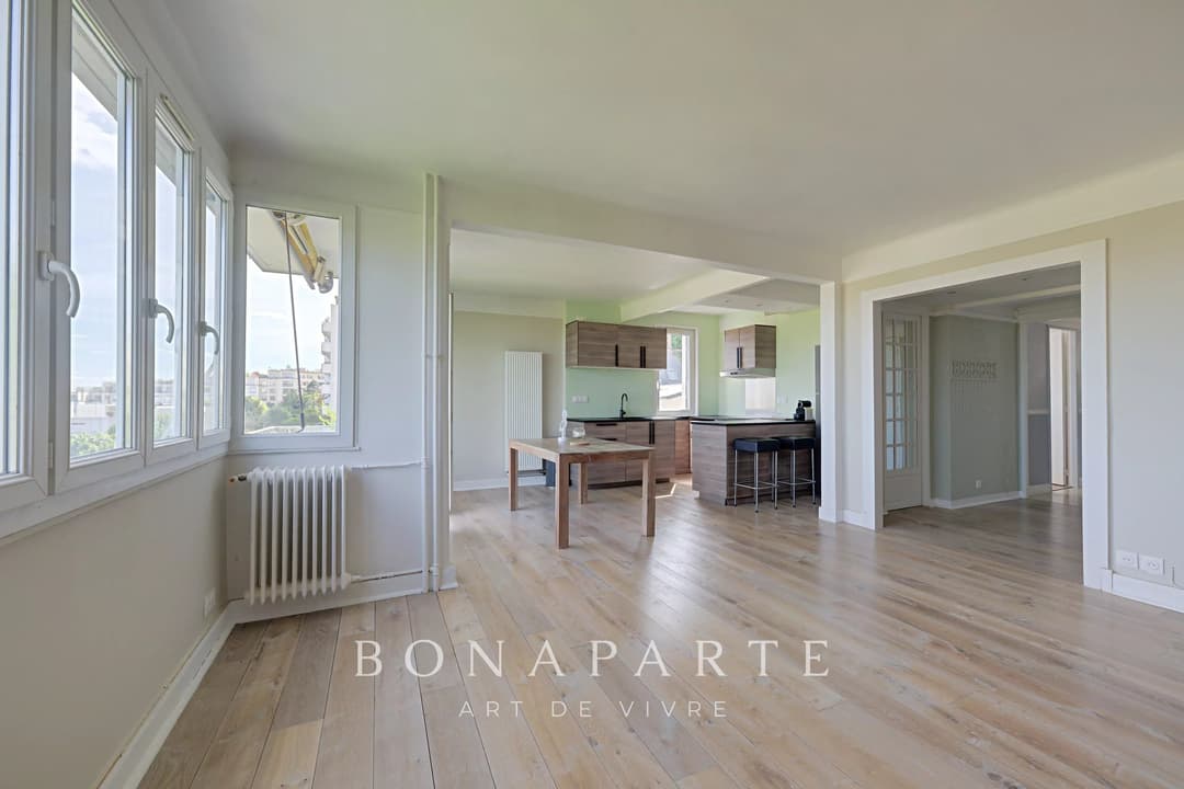 3 pièces 74 m² – Balcon, vue Tour Eiffel, parking – Val d’Or - Photo 3