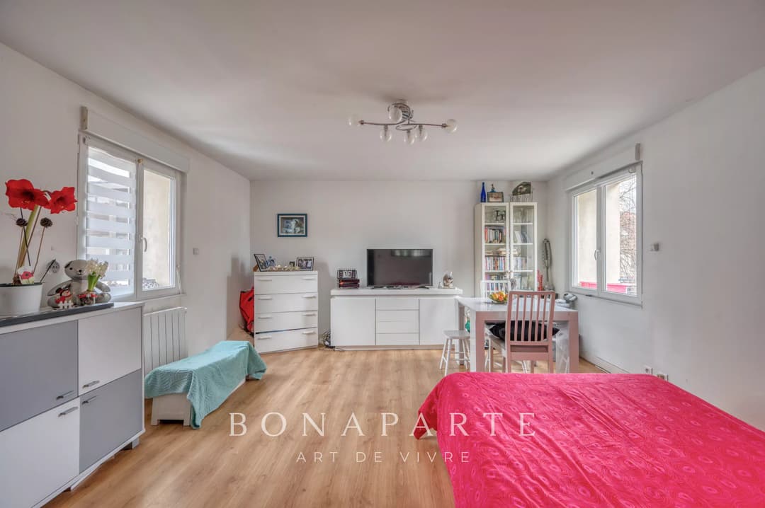 BEYNES (78) - IMMEUBLE DE RAPPORT - CENTRE-VILLE - Photo 9