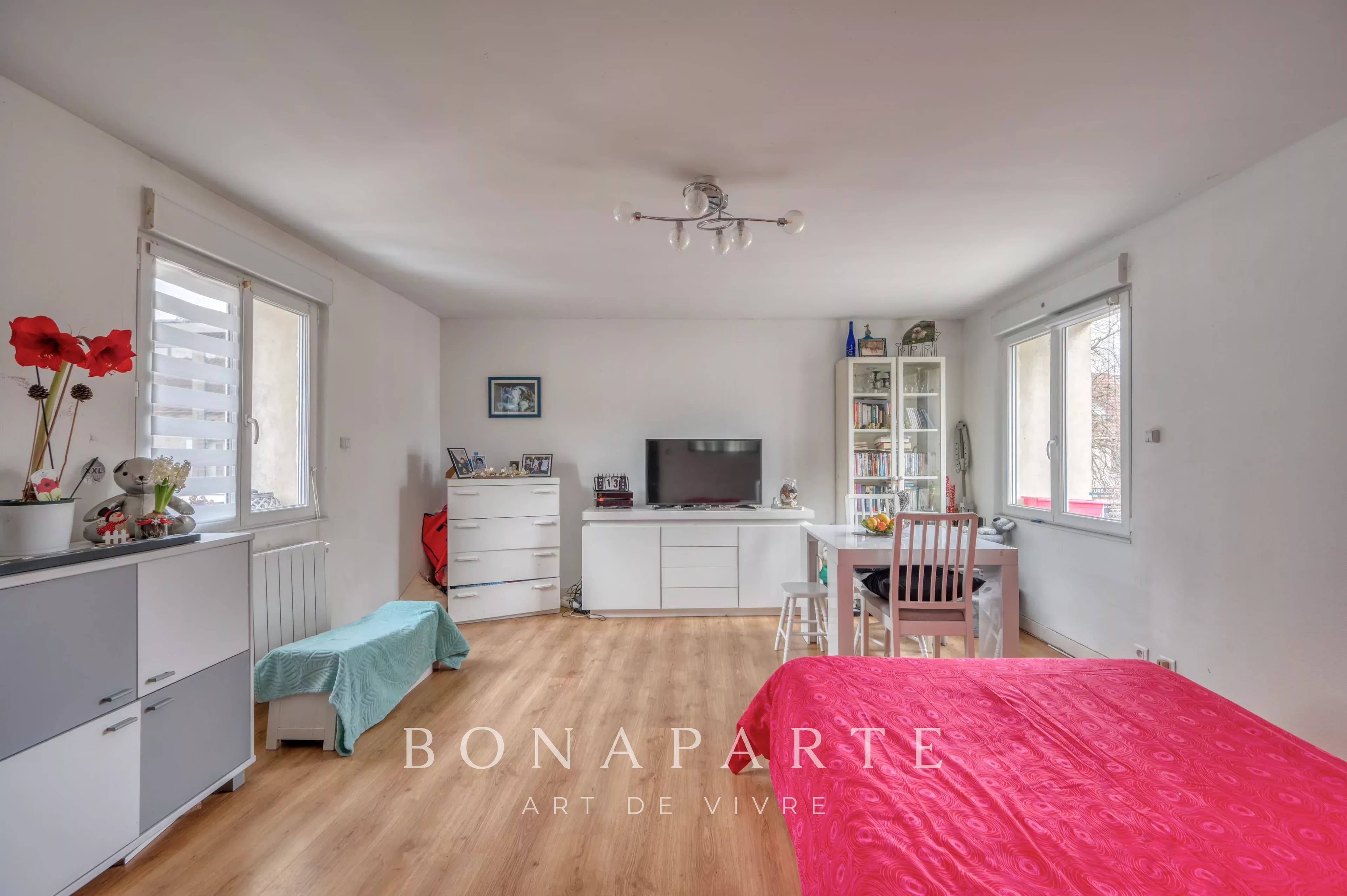 BEYNES (78) - IMMEUBLE DE RAPPORT - CENTRE-VILLE - Photo 9