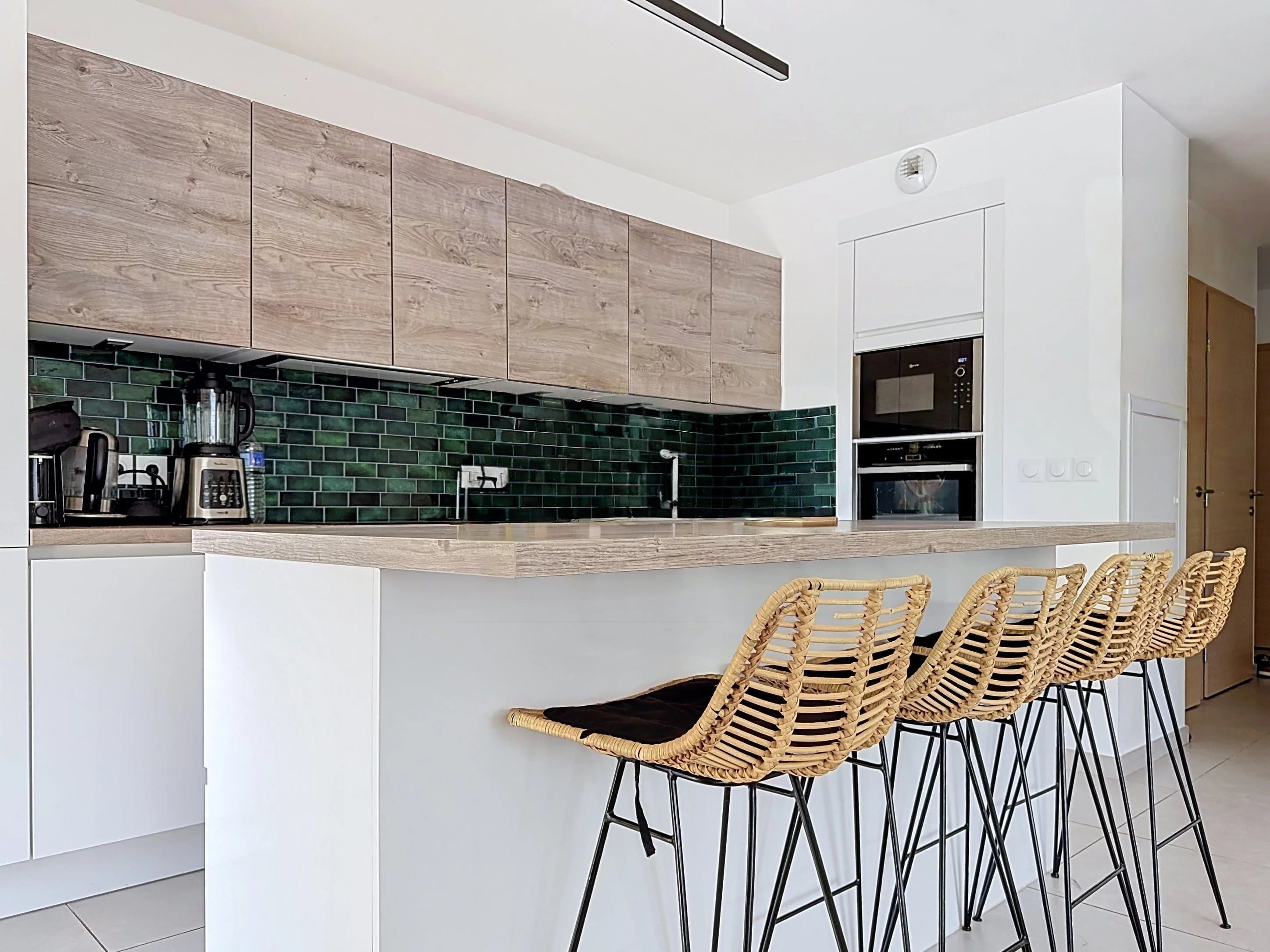 ORNEX – Appartement récent avec terrasse et jardin privatif - Photo 4