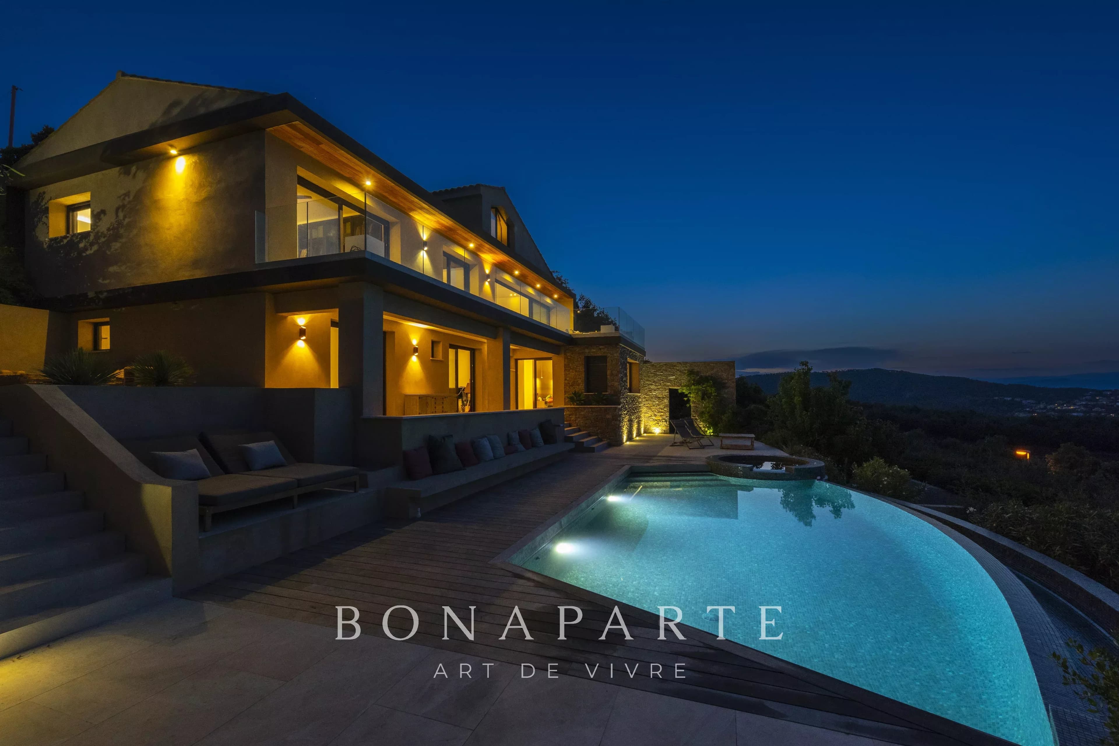 EXCLUSIVITE : Villa contemporaine – Vue mer panoramique exceptionnelle - Photo 16
