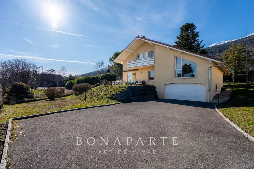 ECHEVENEX - MAISON INDIVIDUELLE DE 165 M² + 120 M² D’ANNEXES - Photo 14