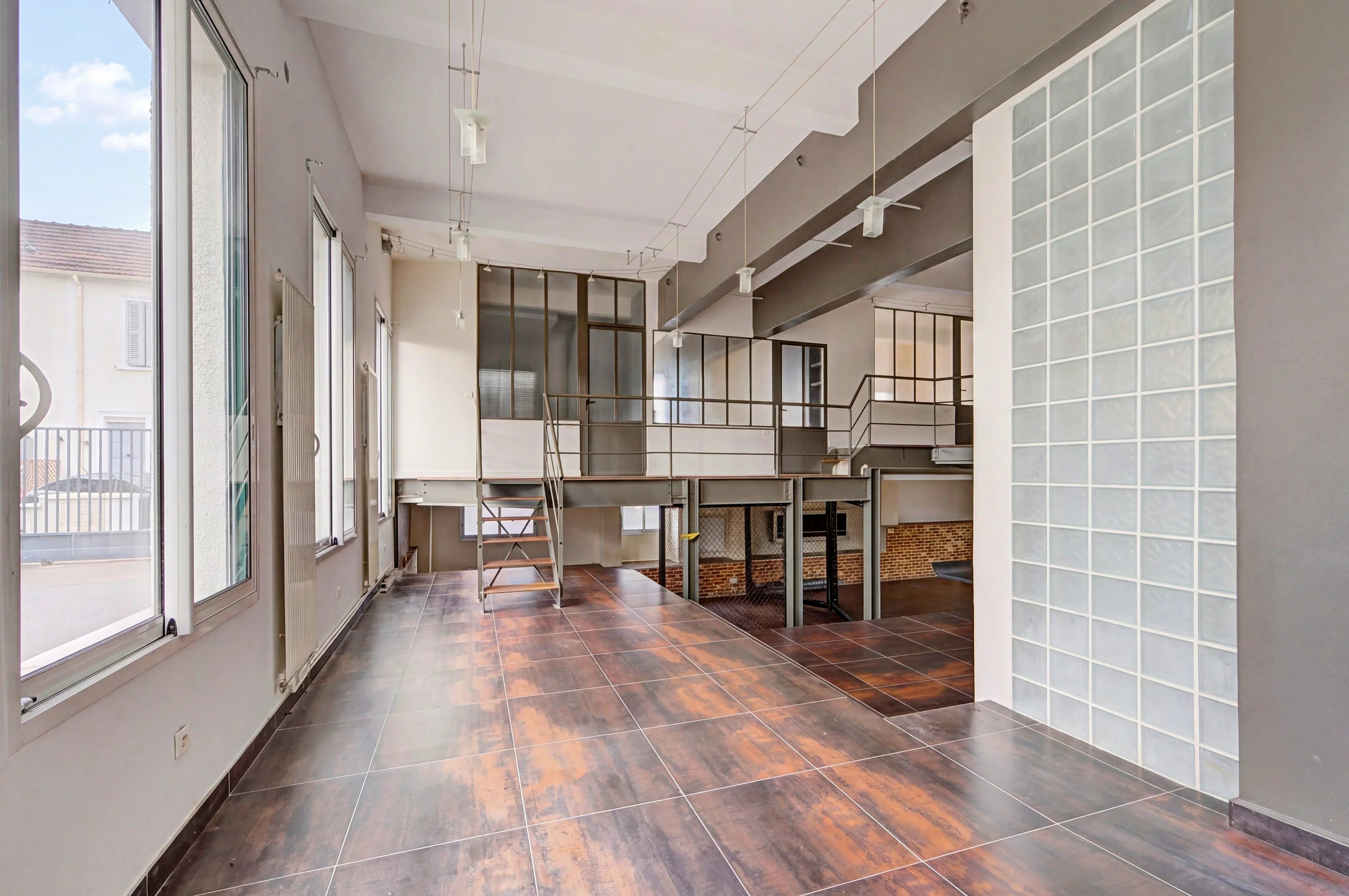 COLOMBES gare - Loft de 205 m² | Terrasse privative | Double parking - Photo 12