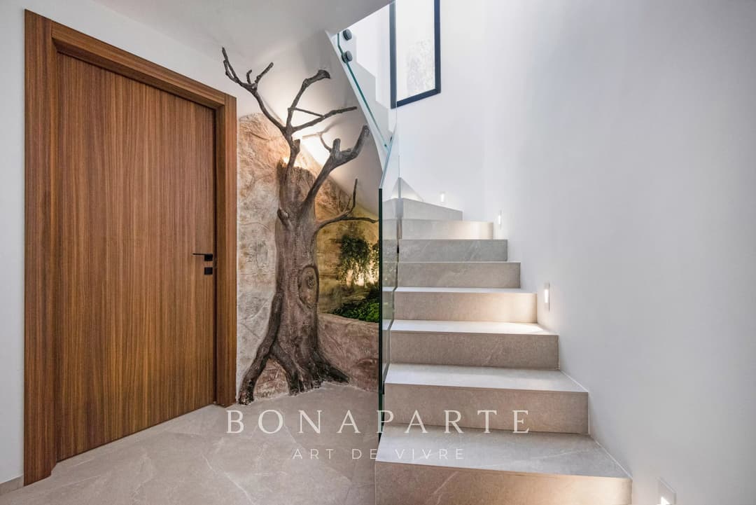 LES ISSAMBRES : Villa contemporaine d’exception – 257 m² habitables – Vue mer panoramique - Photo 13