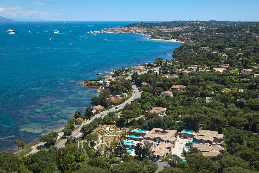 EXCLUSIVITE : Magnifique "villa appartement" en duplex avec tres belle vue mer - Photo 3