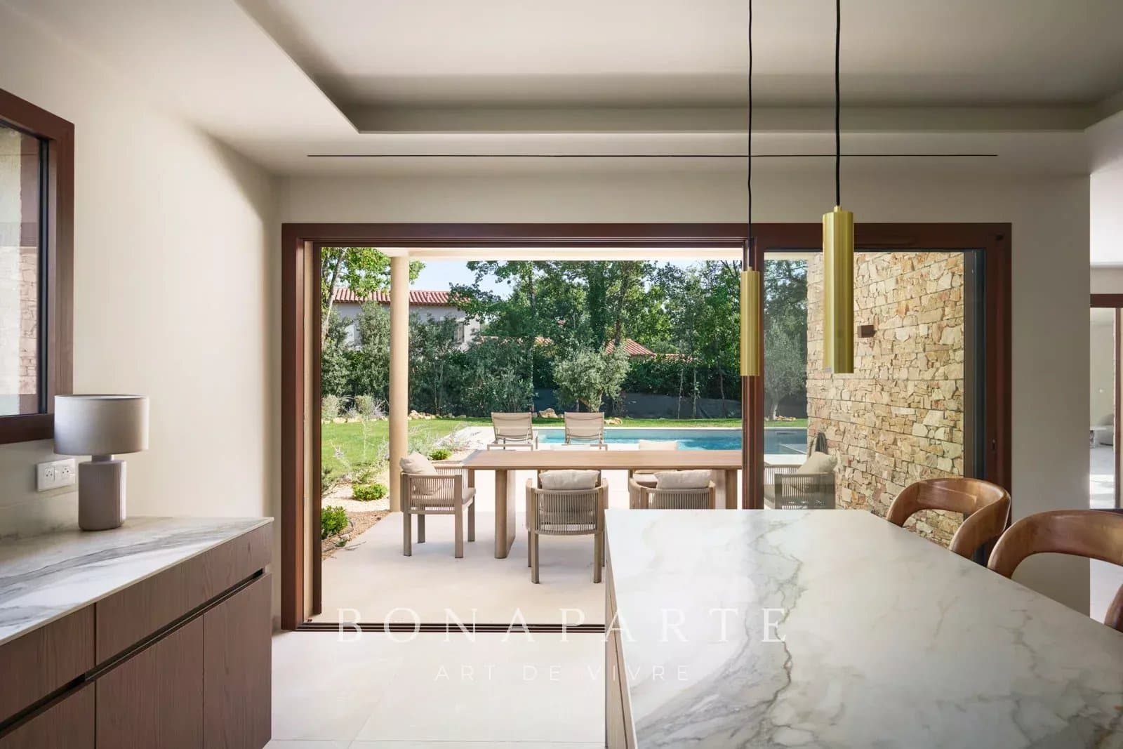 TERRE BLANCHE – VILLA CONTEMPORAINE NEUVE DE 238 M² - Photo 12