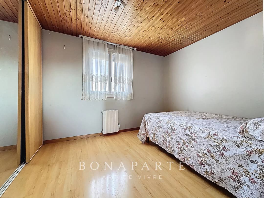 Échenevex - Maison familiale avec jardin - Photo 13