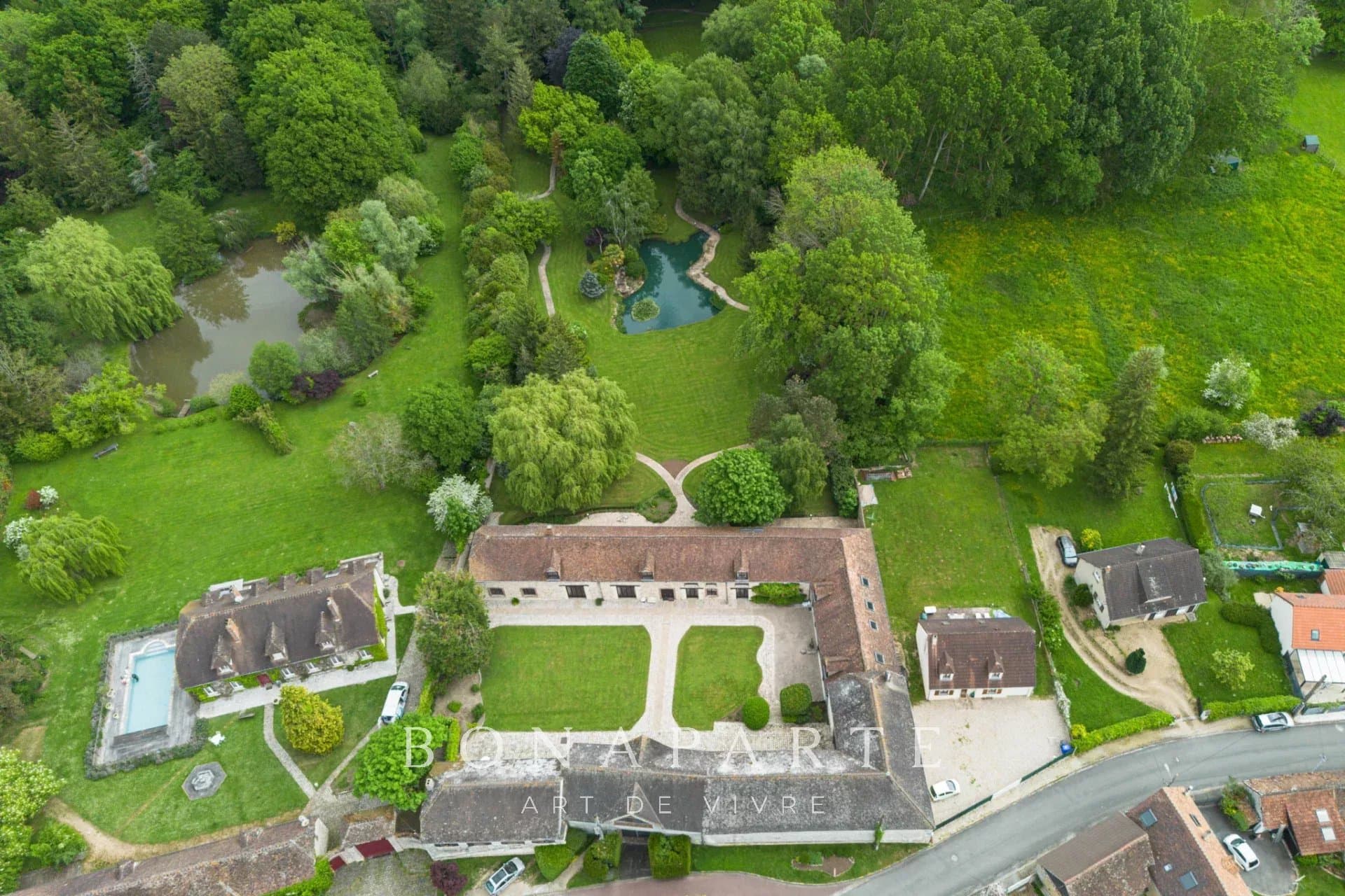 Demeure d’exception avec étang, piscine et dépendance à 1h de Paris - Photo 41