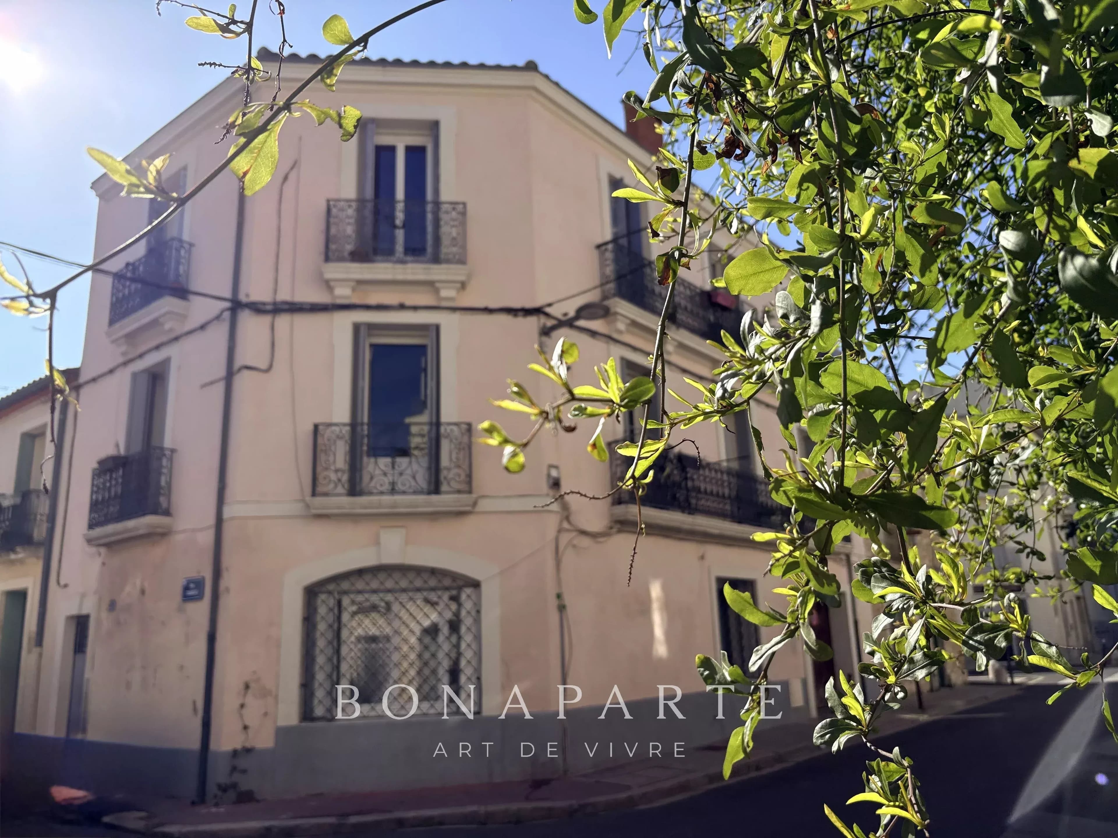 SECURE RENTAL INVESTMENT IN BEAUX-ARTS