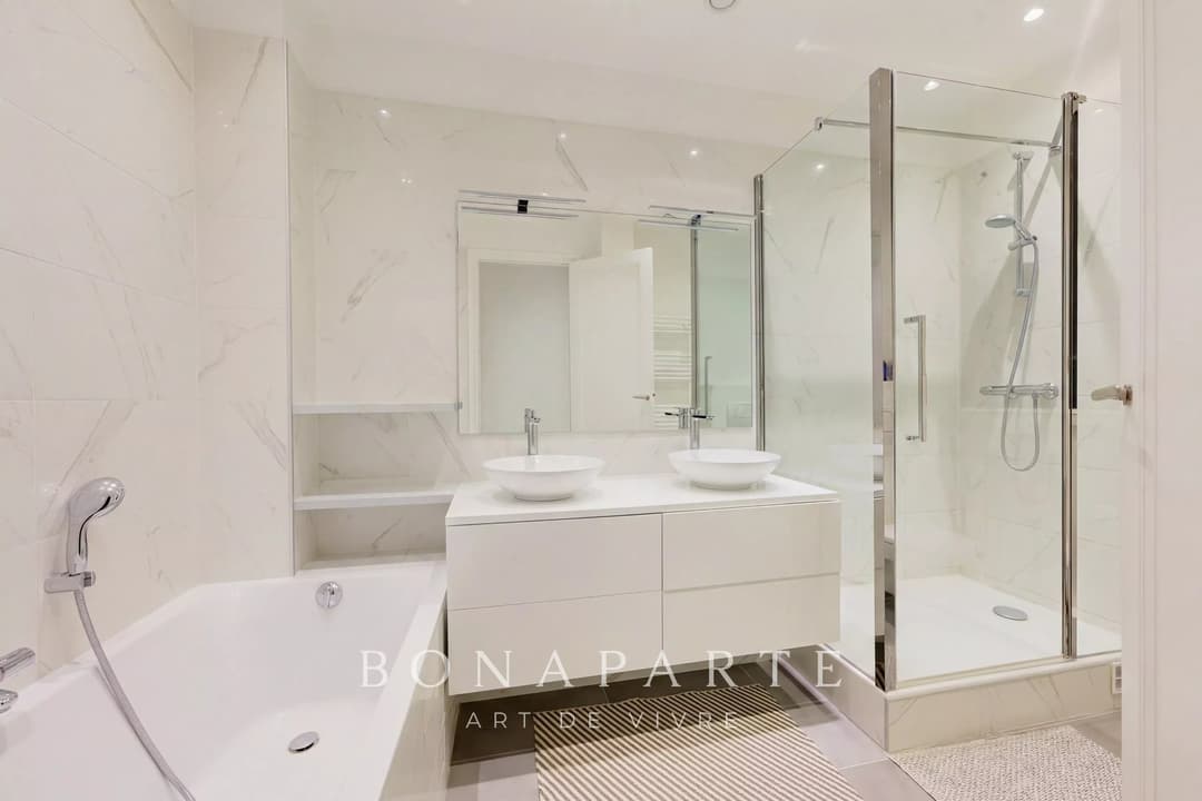 PARIS 17e - COURCELLES - APPARTEMENT - 6 PIÈCES - 156,7 M² CARREZ - 3/4 CHAMBRES - Photo 9