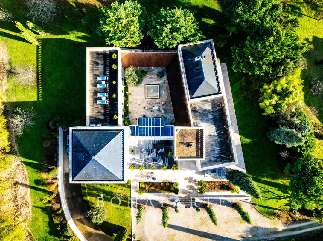 Propriété d’exception au cœur préservé de Saint-Cyr-sur-Loire - Photo 2