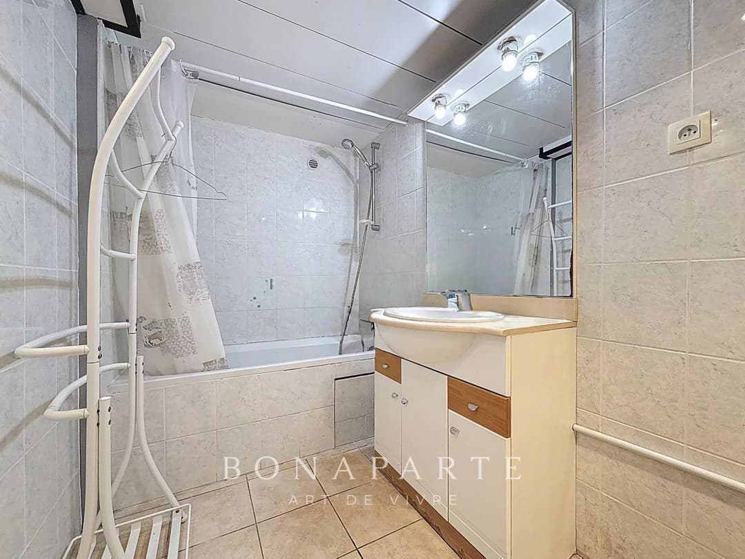 Échenevex - Maison familiale avec jardin - Photo 24