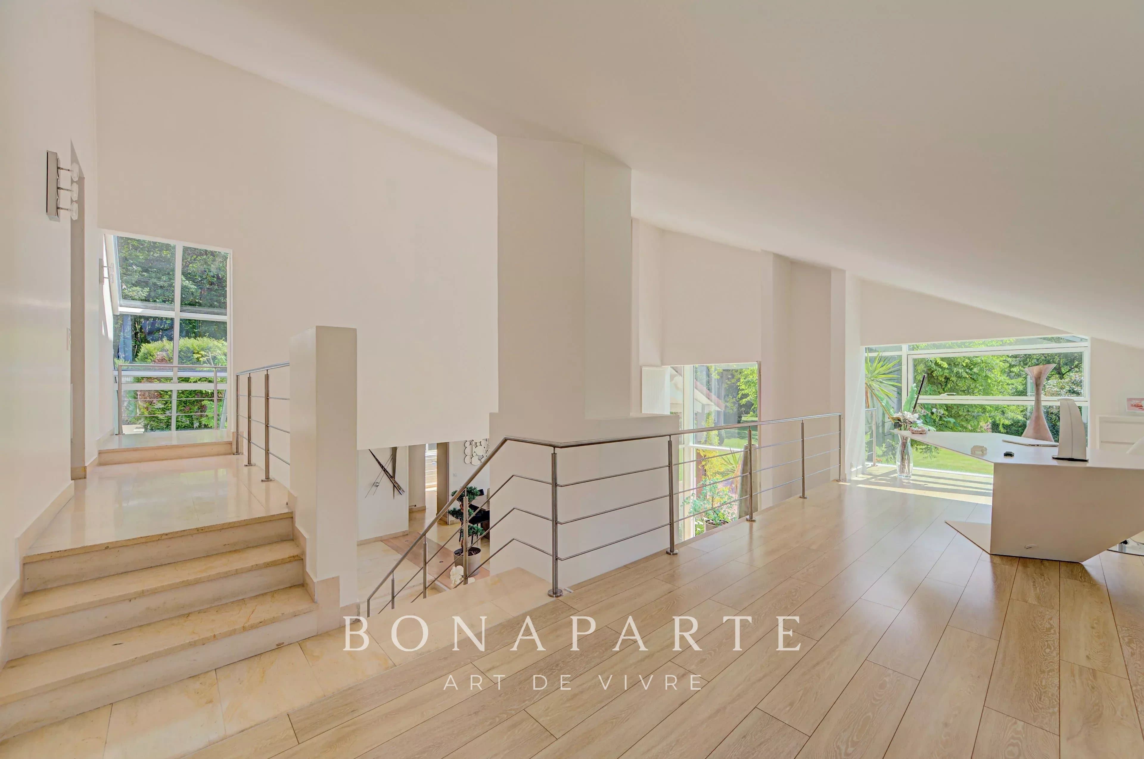 CRESPIÈRES - MAISON CONTEMPORAINE - 260 M² - Photo 11