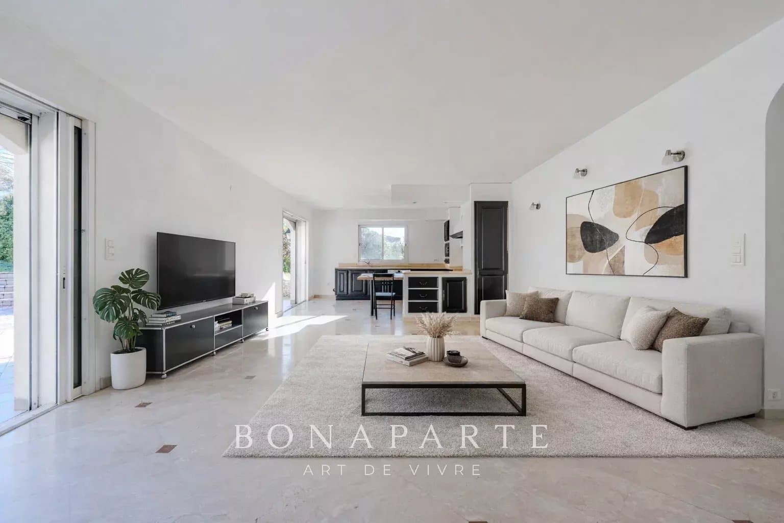 RUE MENARD / NIMES - MAISON DE 240M² - ADRESSE EMBLEMATIQUE - Photo 8