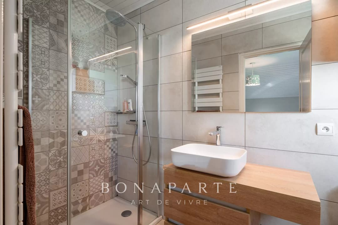 ECHEVENEX - MAISON INDIVIDUELLE DE 165 M² + 120 M² D’ANNEXES - Photo 12