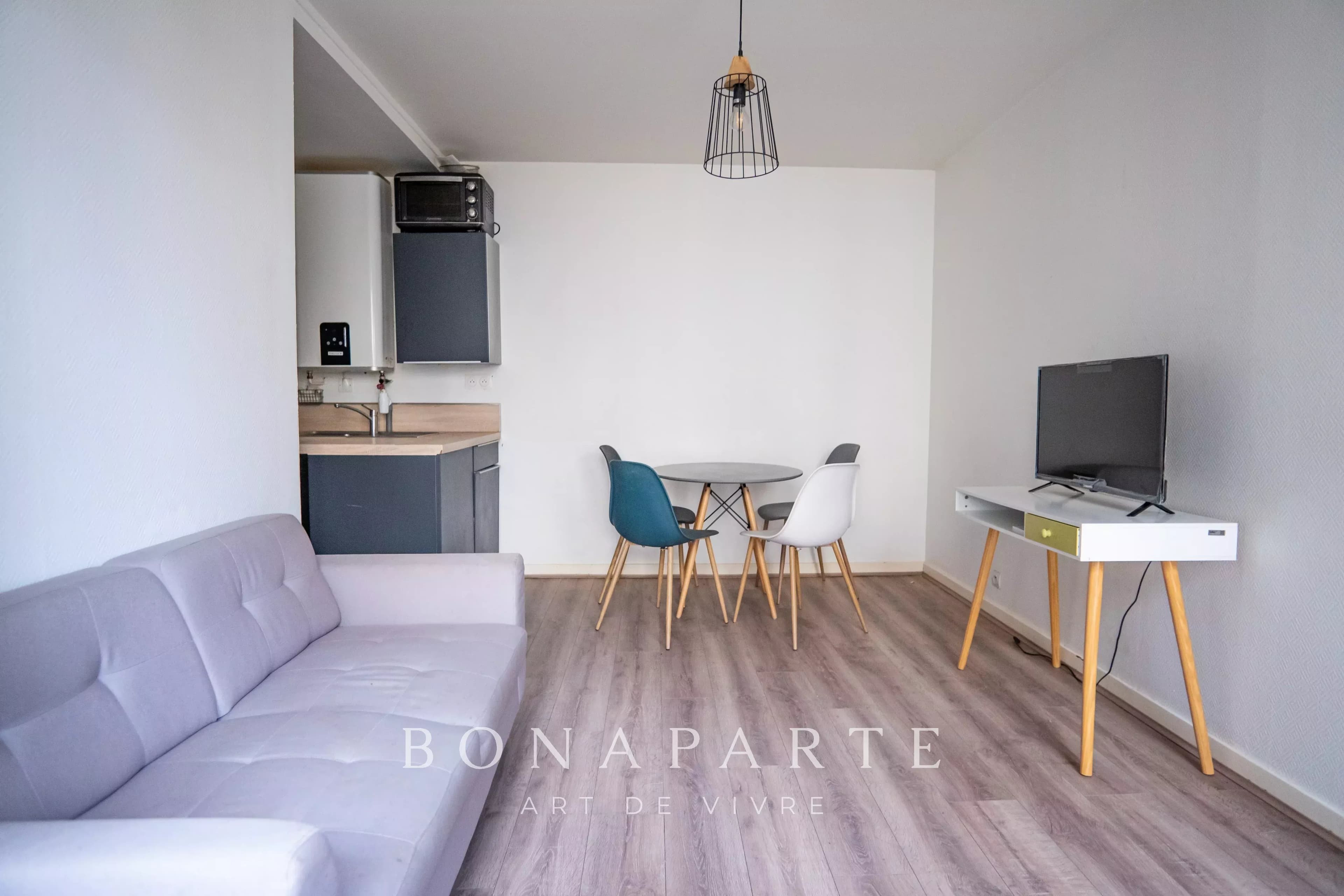 QUARTIER TRIBUNAL - IMMEUBLE 12 LOTS - 379m2 - Photo 4