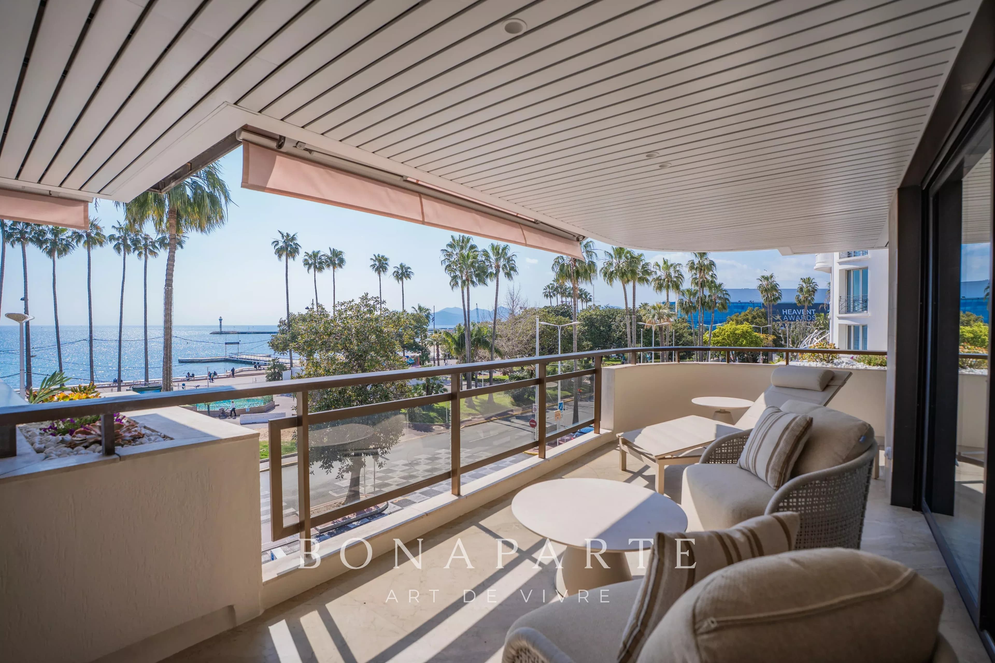 CANNES - Croisette - Appartement d'exception - Photo 1