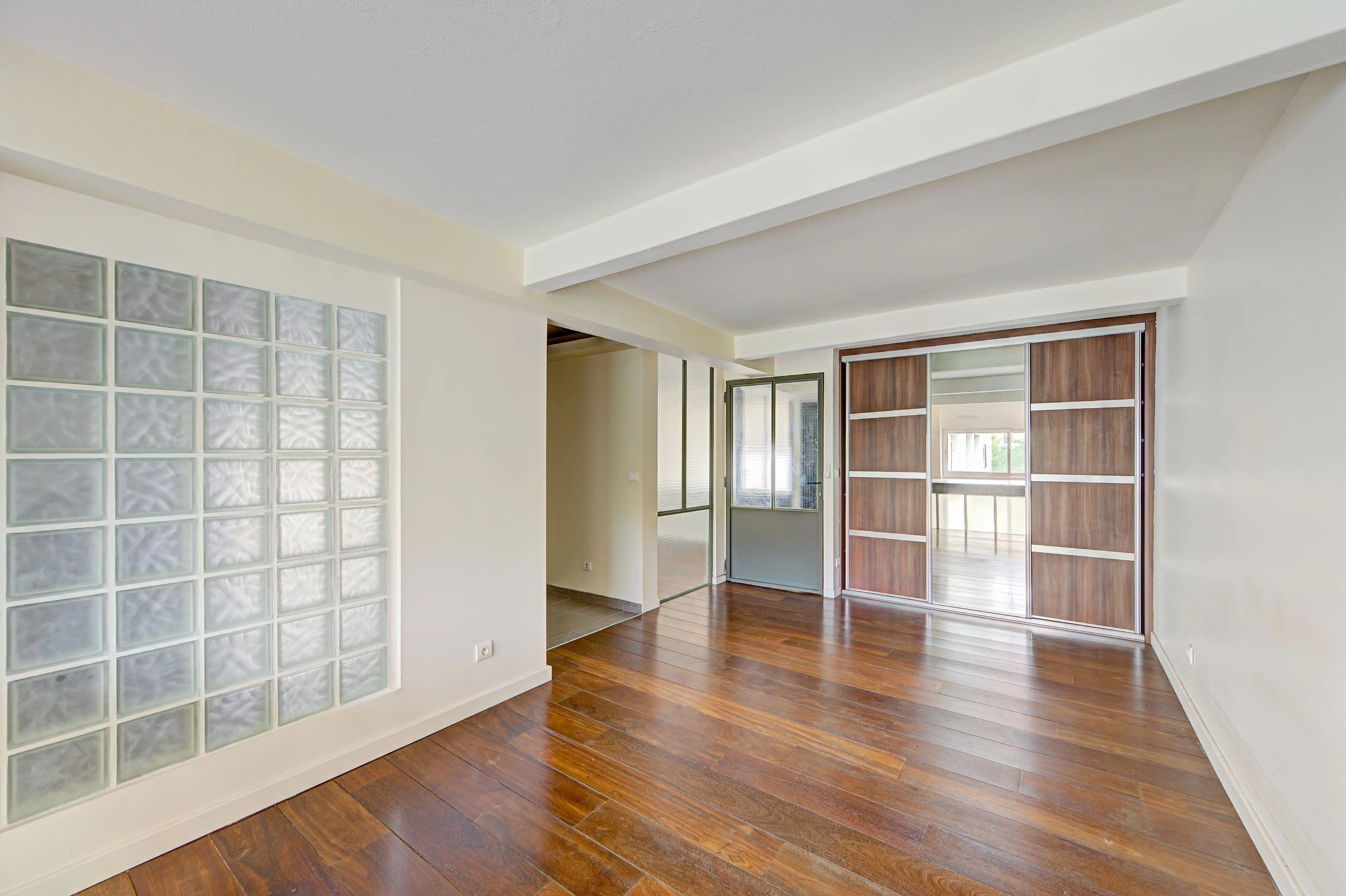 COLOMBES gare - Loft de 205 m² | Terrasse privative | Double parking - Photo 14