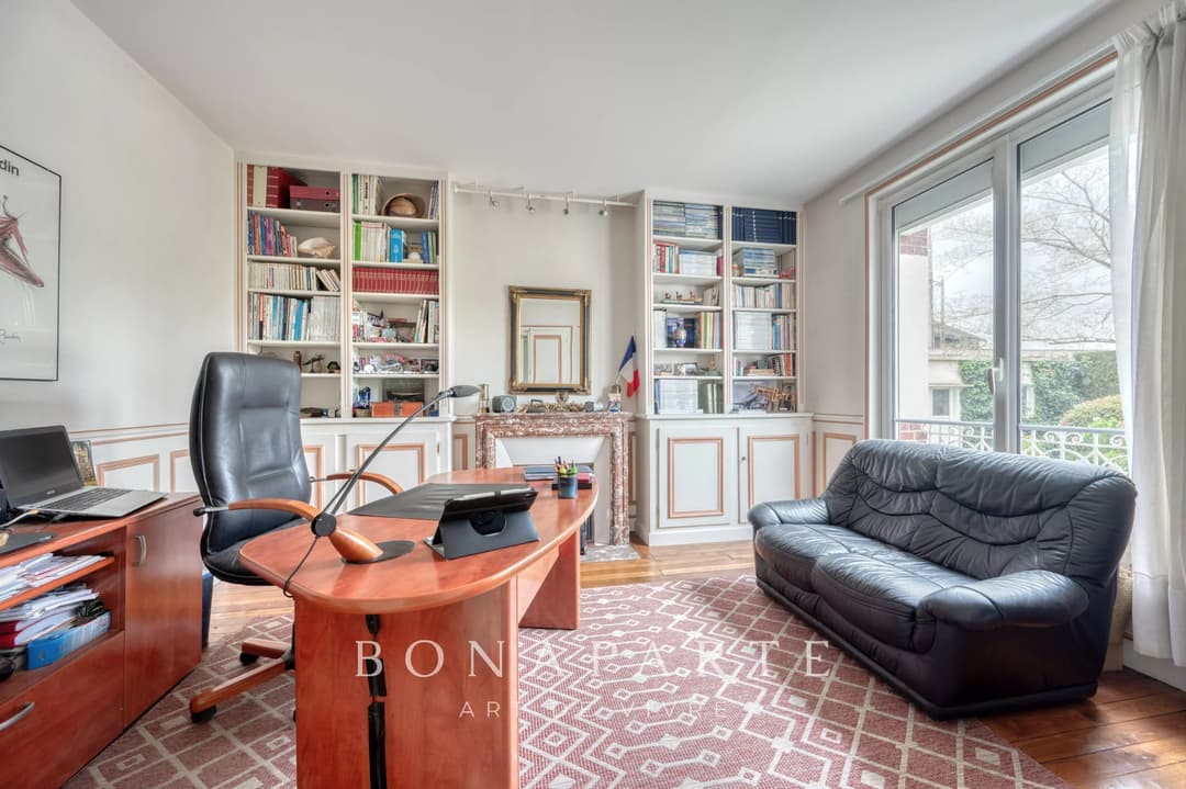 Maison de maître en meulière – 264 m² – Parc arboré de 1 440 m² à 40 min de Paris - Photo 13