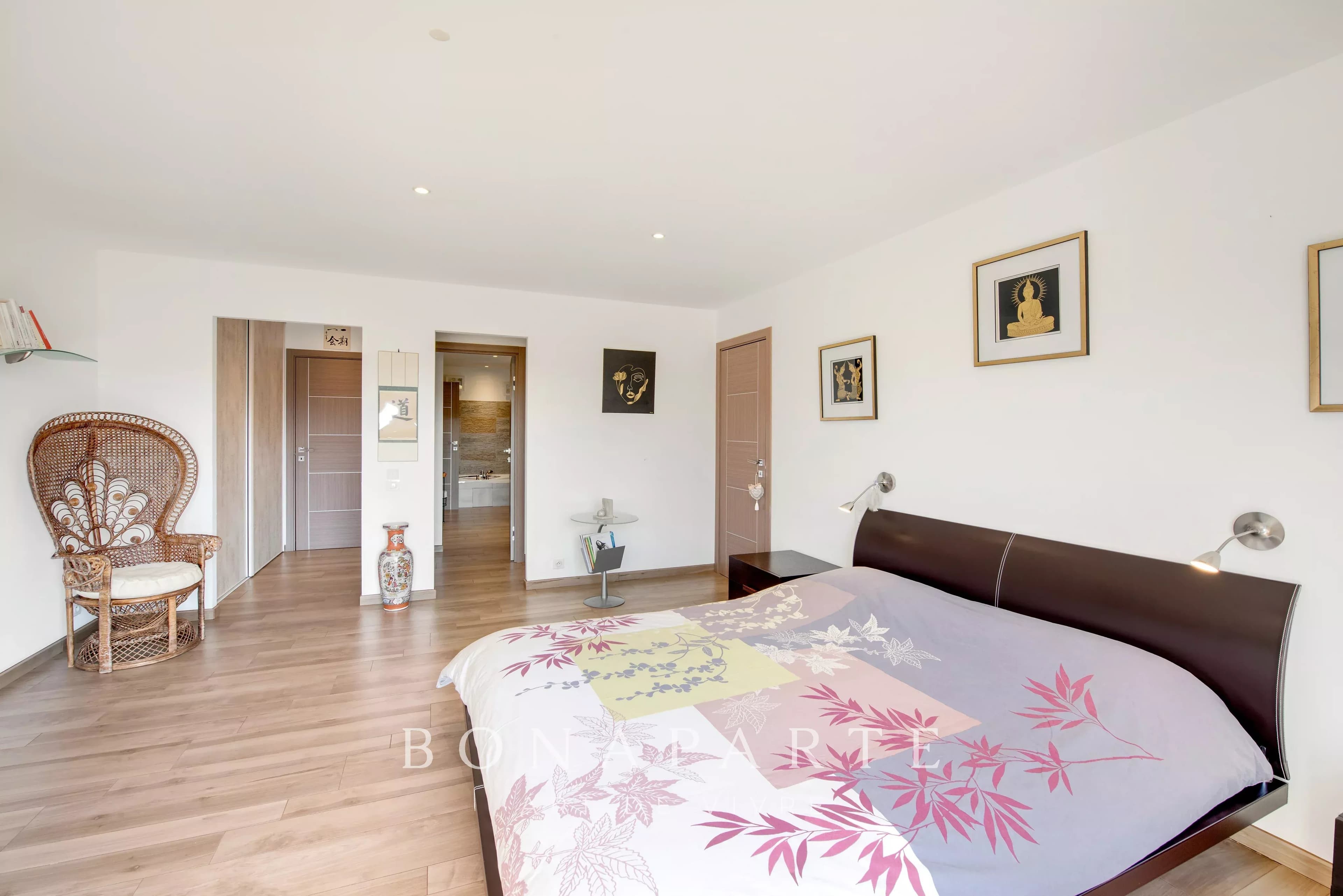 Saint-Raphaël - Superbe villa rénovée avec piscine - Photo 12